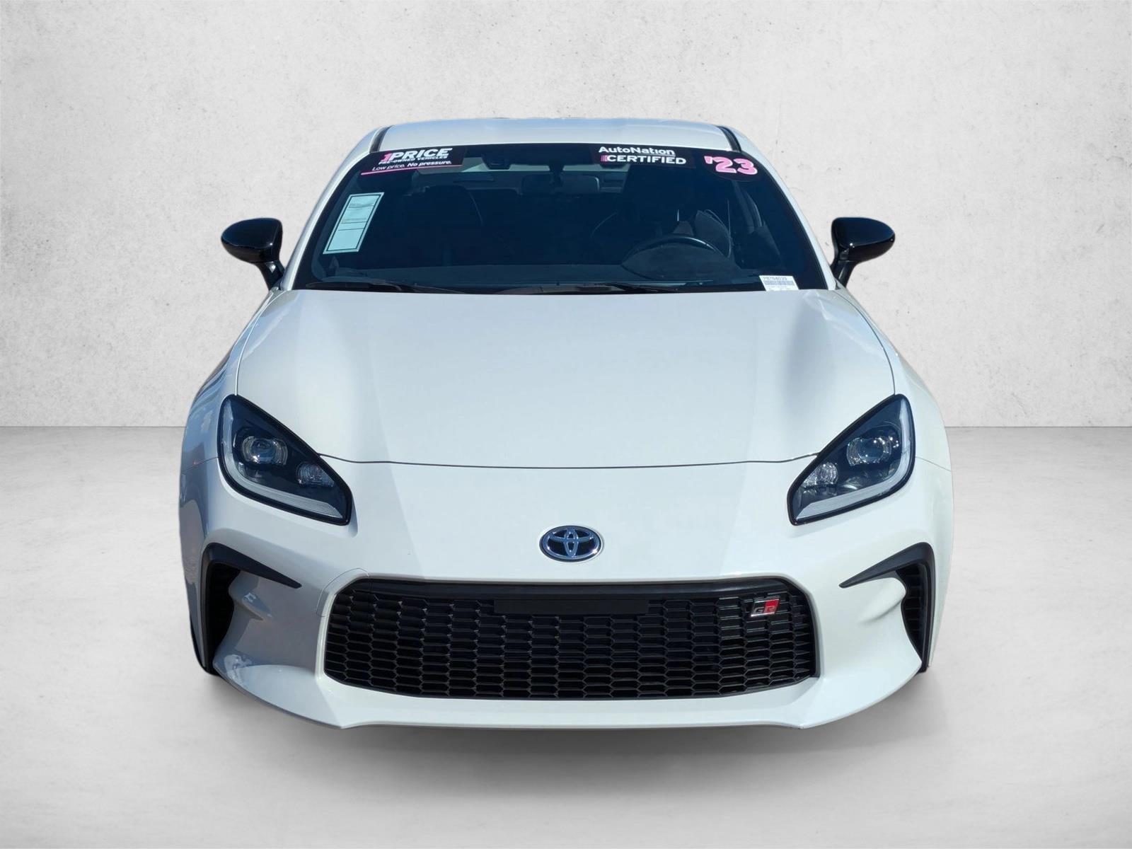2023 Toyota GR86 Premium photo 2