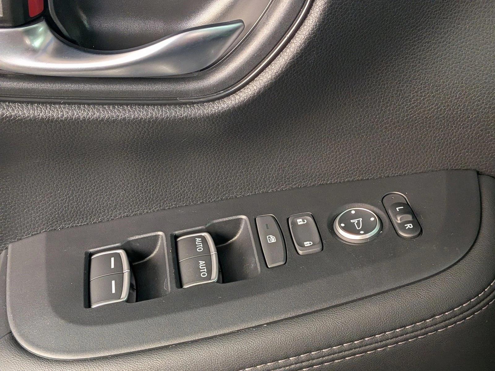 2026 Honda HR-V EX-L - Photo 11