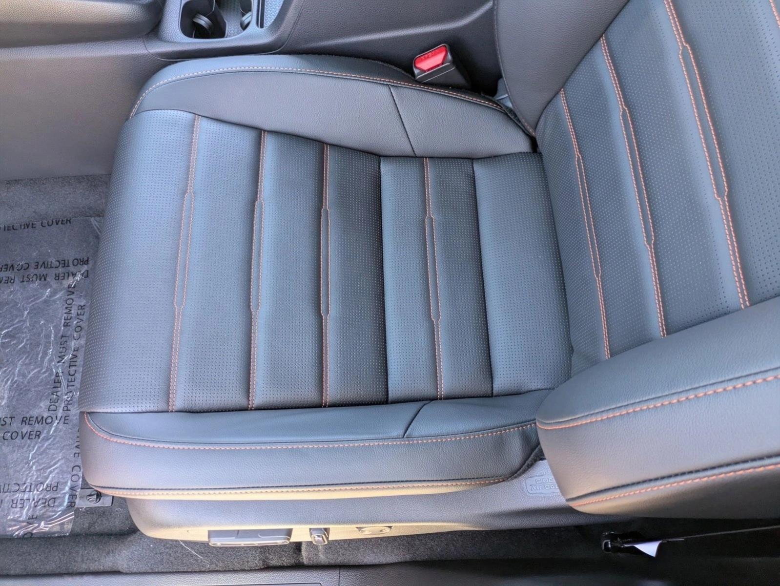 2026 Honda CR-V Hybrid Sport-L photo 4