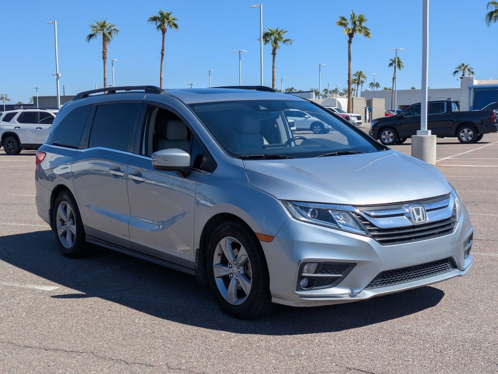 2020 Honda Odyssey EX-L photo 2