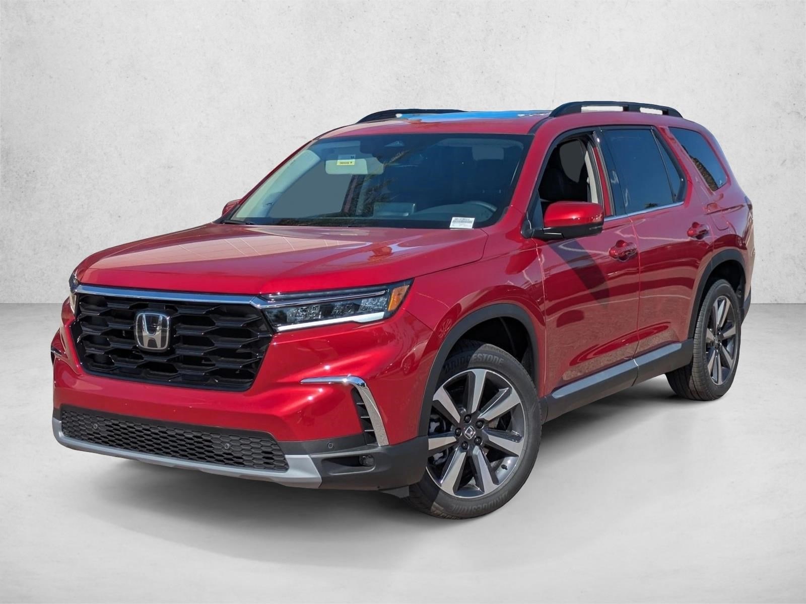 2025 Honda Pilot Touring's photo