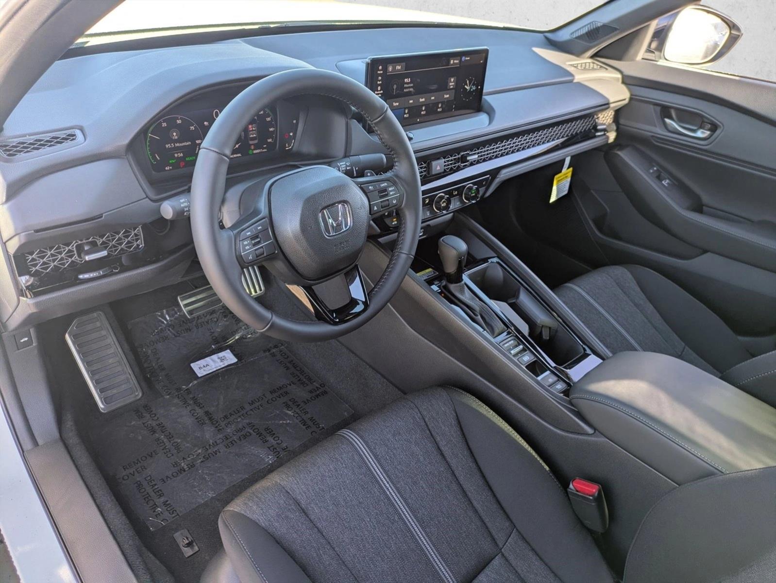 2025 Honda Accord Hybrid Sport photo 3