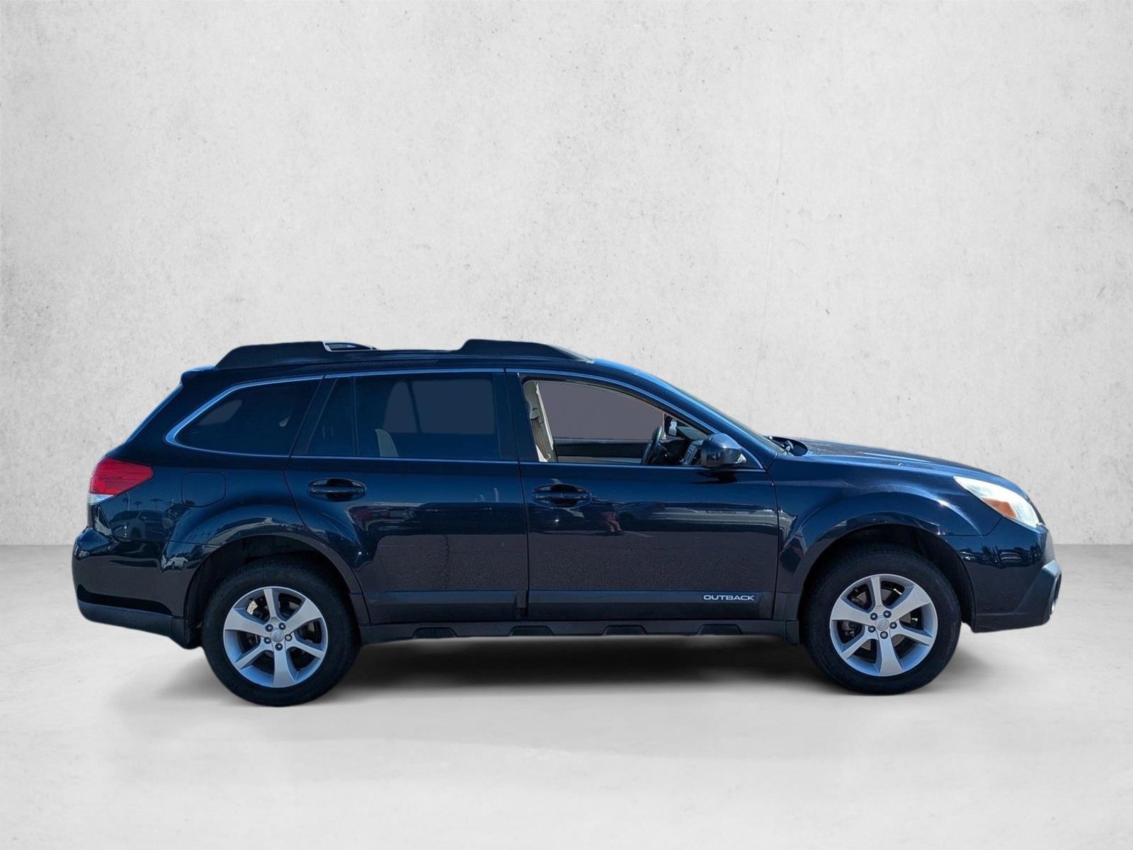 2014 Subaru Outback 2.5i Premium photo 3