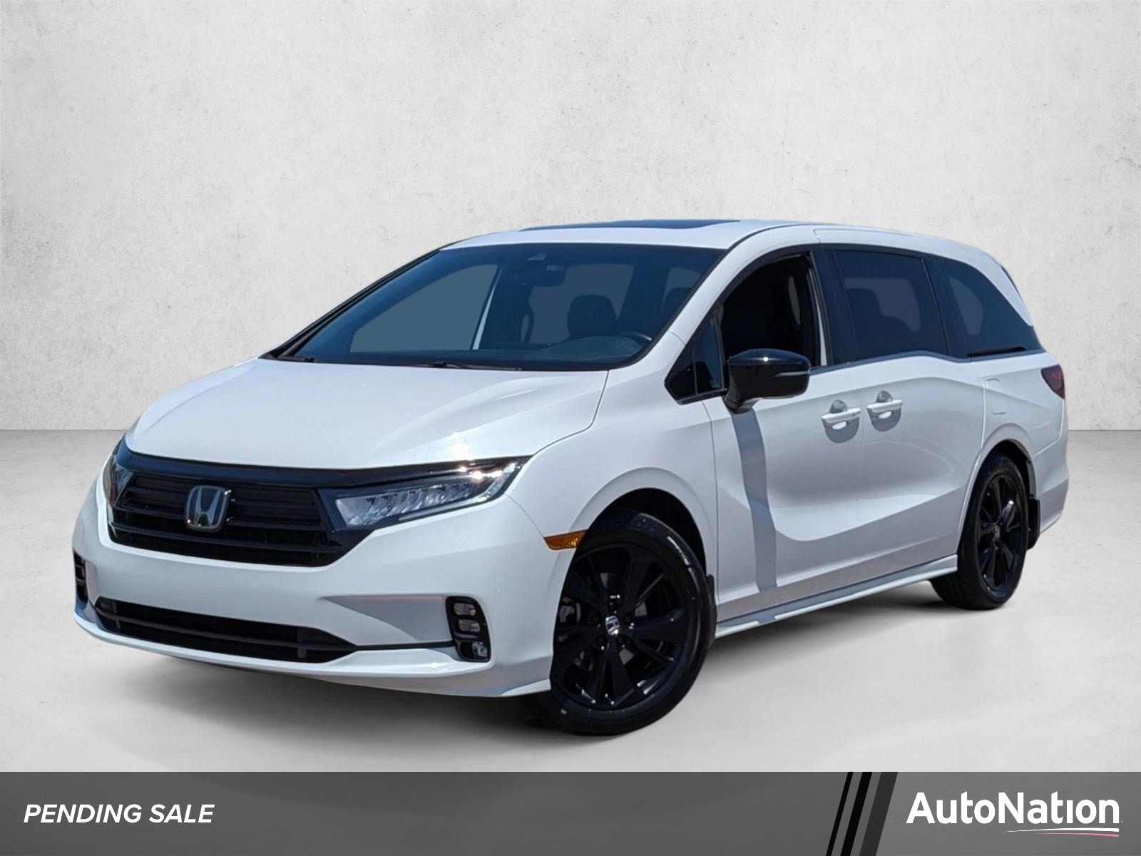 2023 Honda Odyssey SPORT's photo