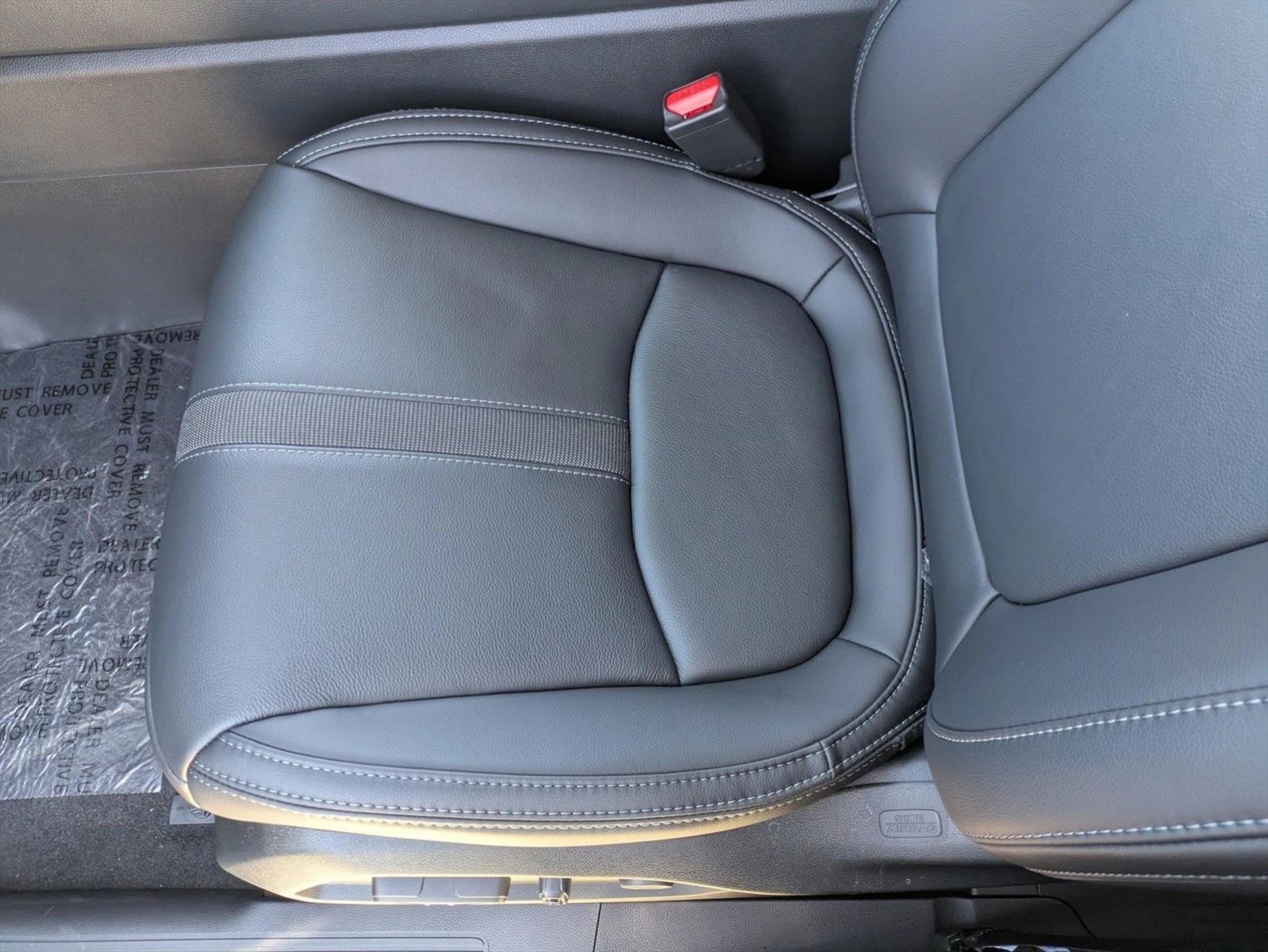 2025 Honda Pilot EX-L photo 4