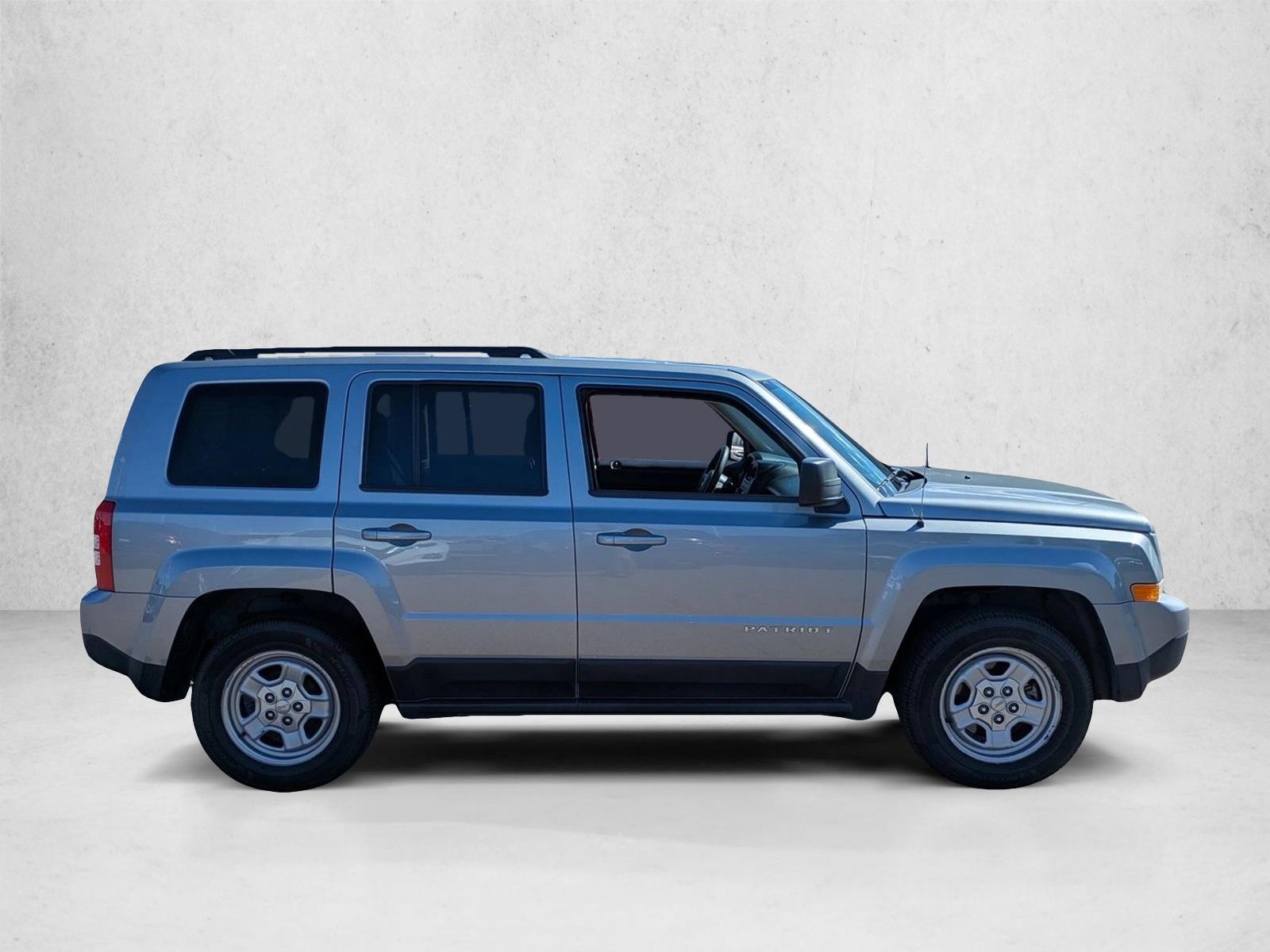 2015 Jeep Patriot Sport photo 4