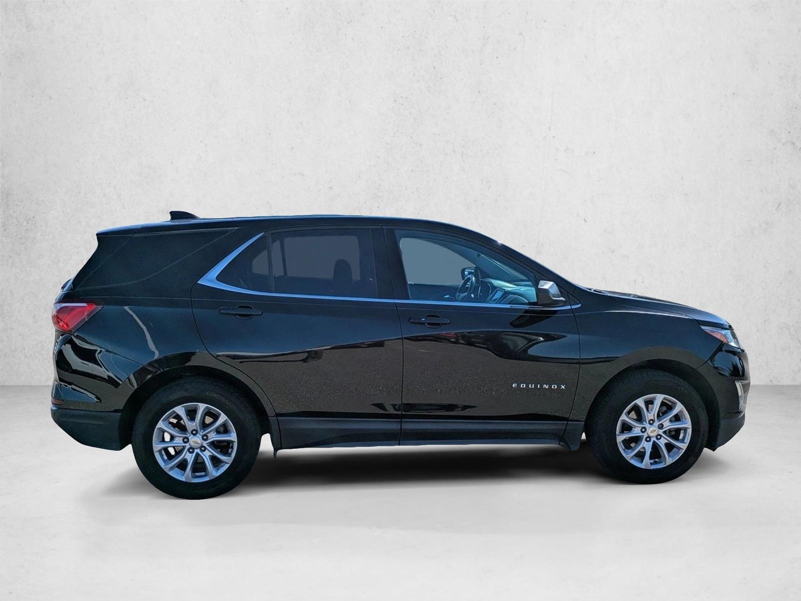 2020 Chevrolet Equinox LT photo 4