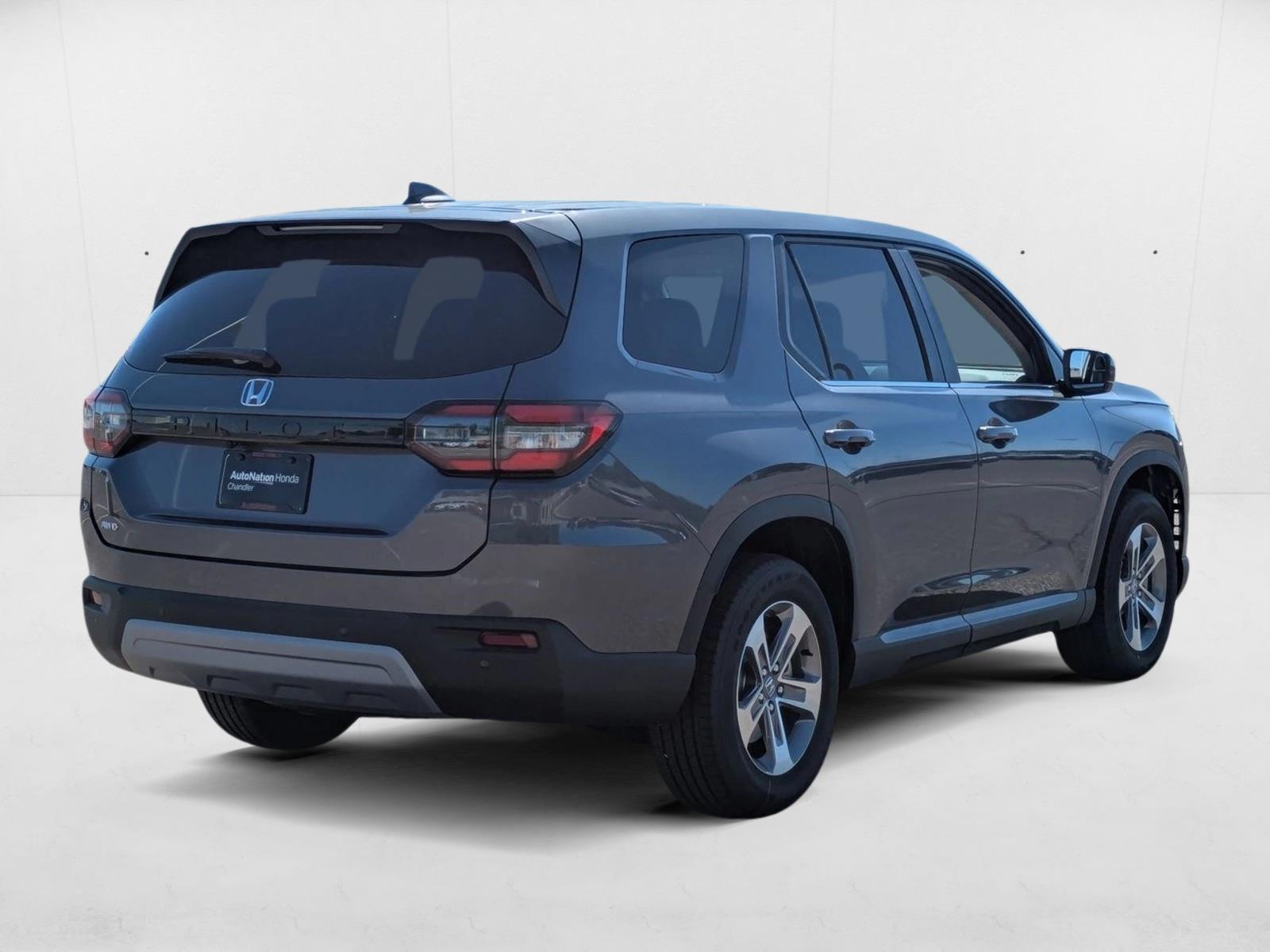 2025 Honda Pilot EX-L photo 2