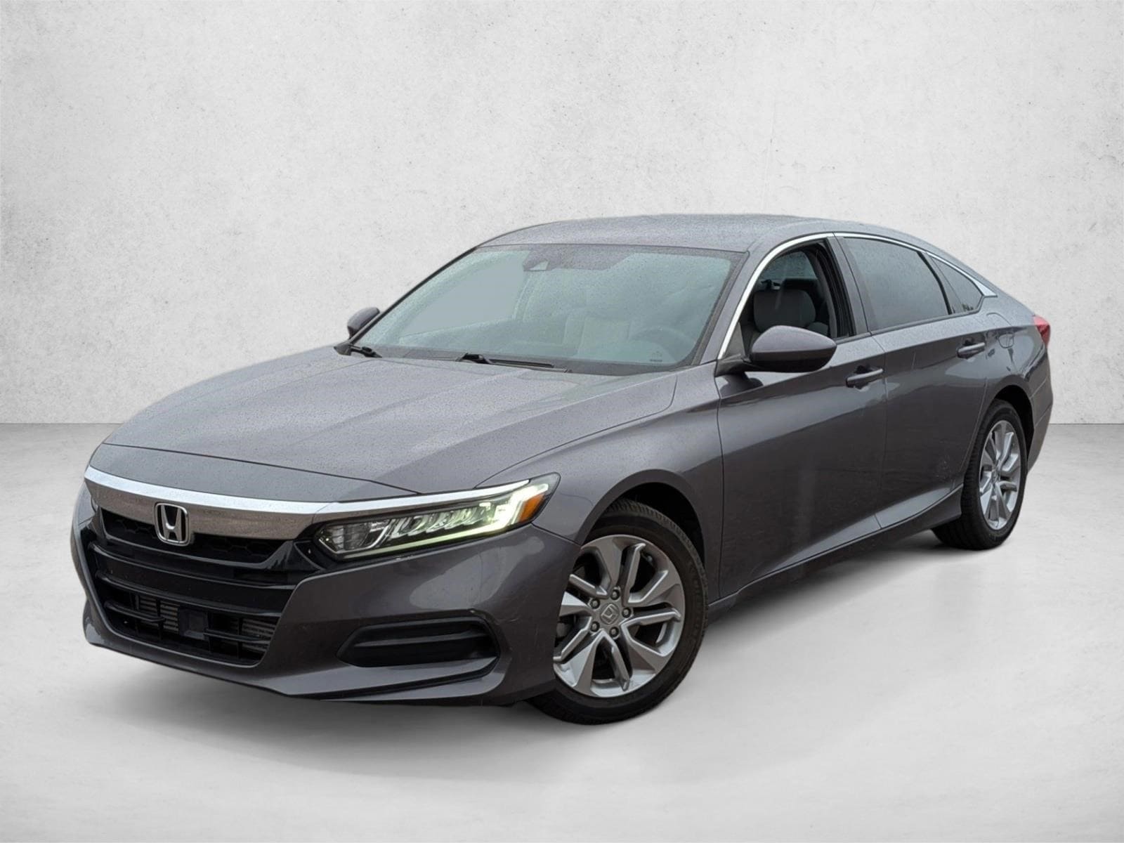 2018 Honda Accord LX's photo