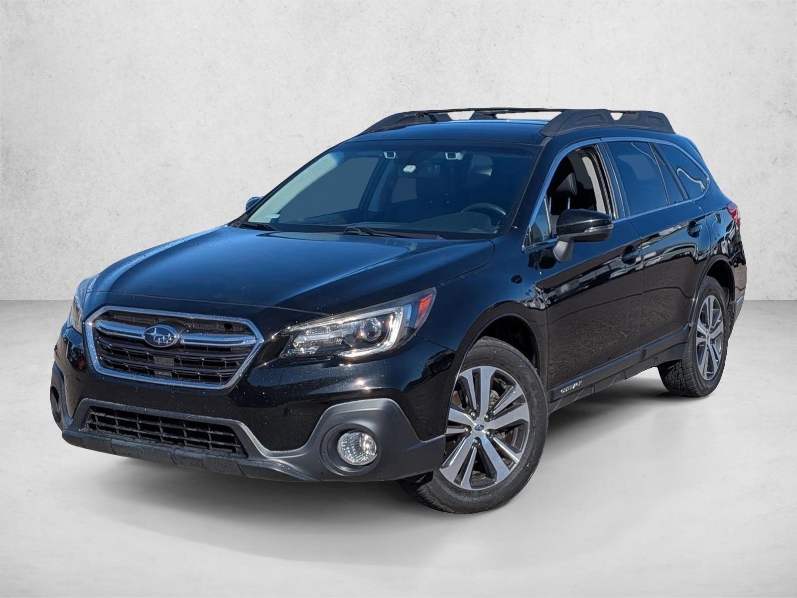 2018 Subaru Outback Limited's photo