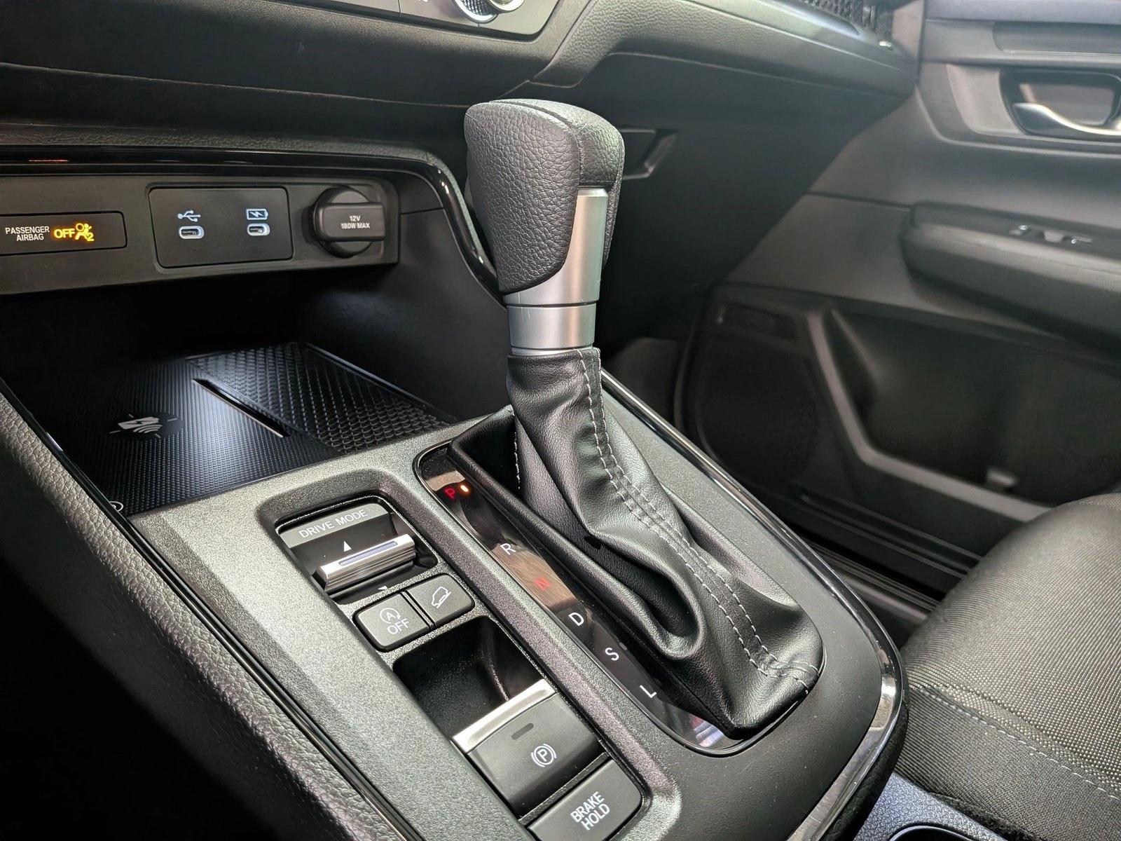 2026 Honda CR-V EX - Photo 17