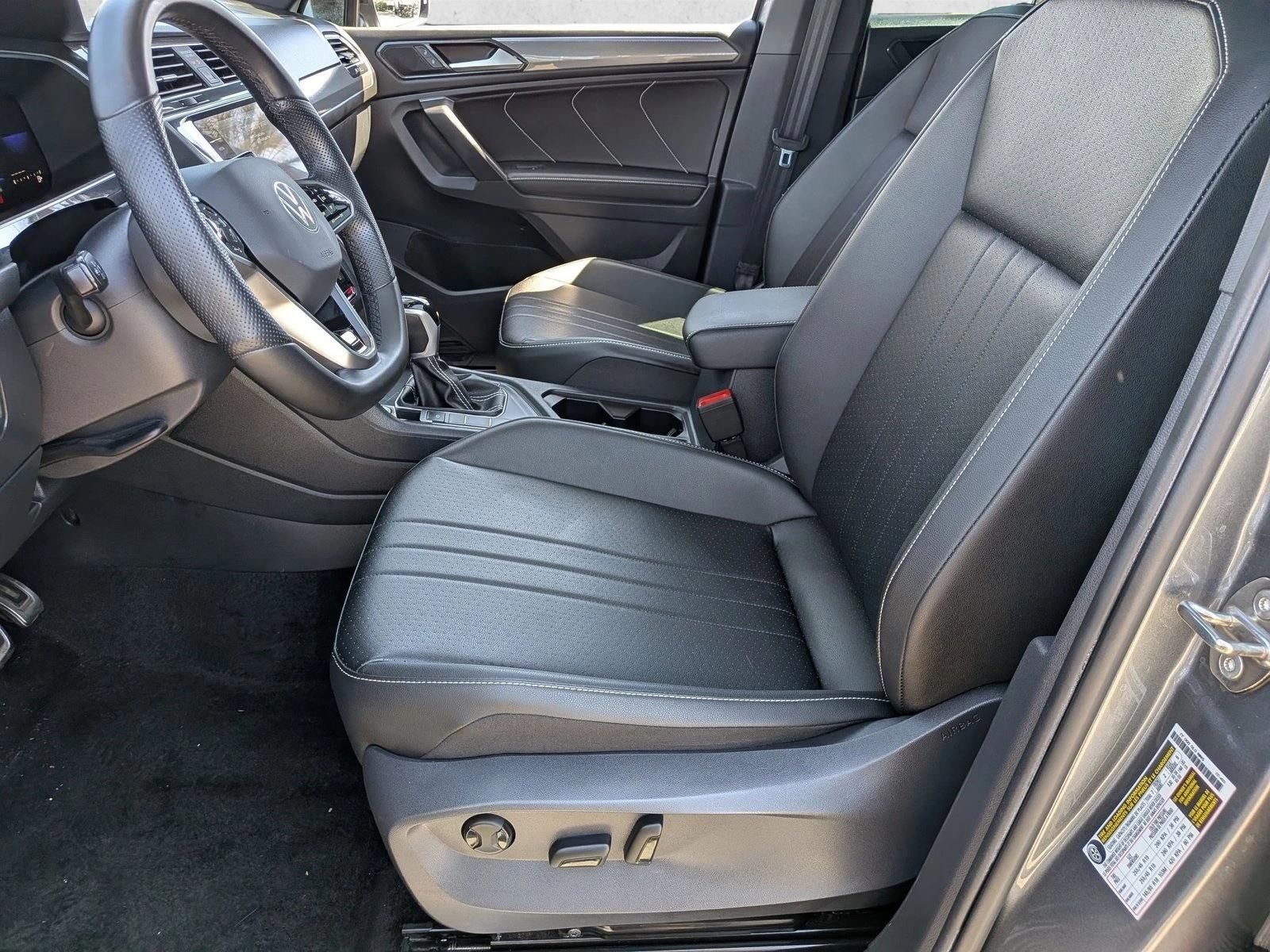 2023 Volkswagen Tiguan SE R-LINE BLACK - Photo 20