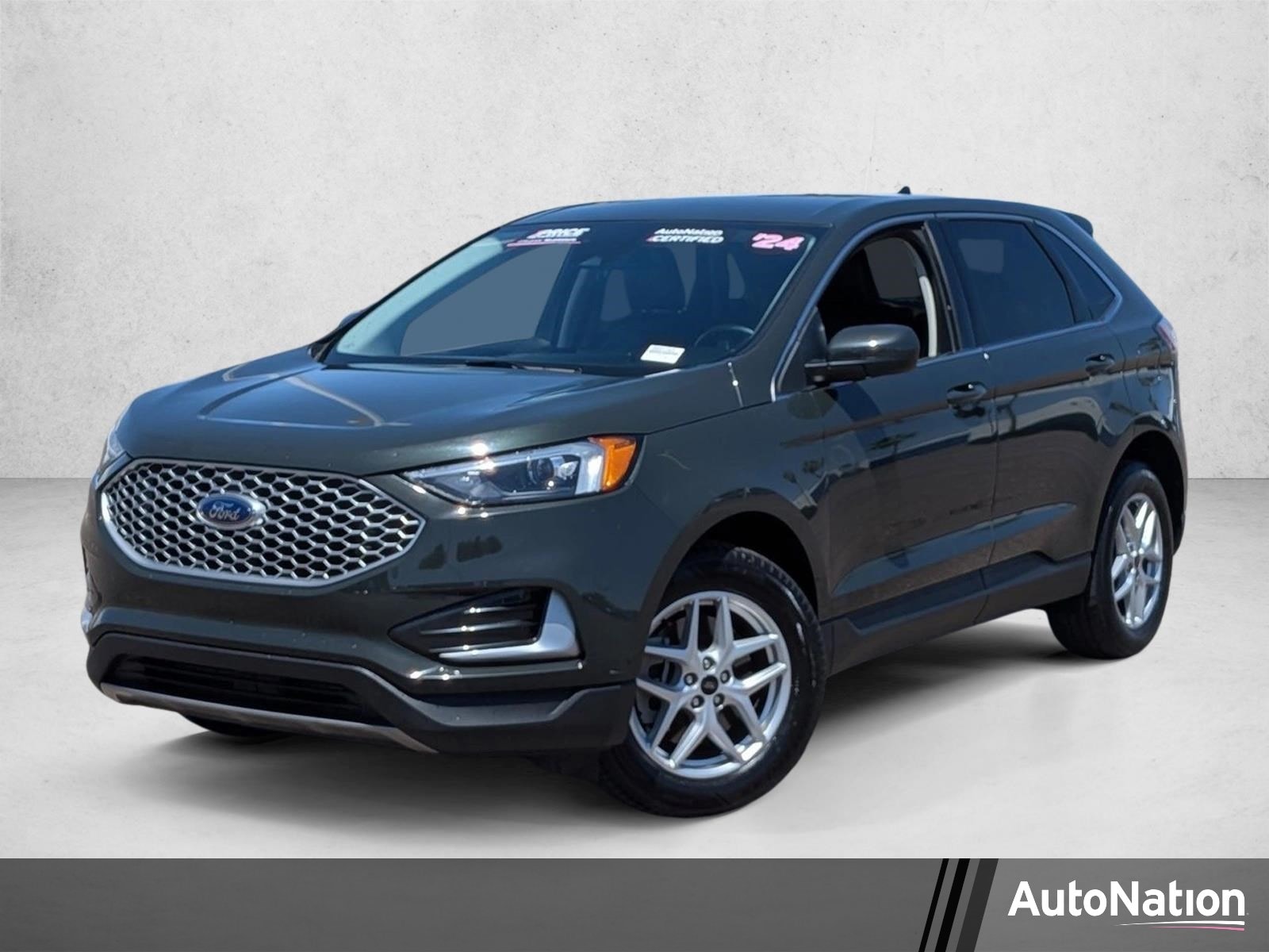 2024 Ford Edge SEL AWD's photo