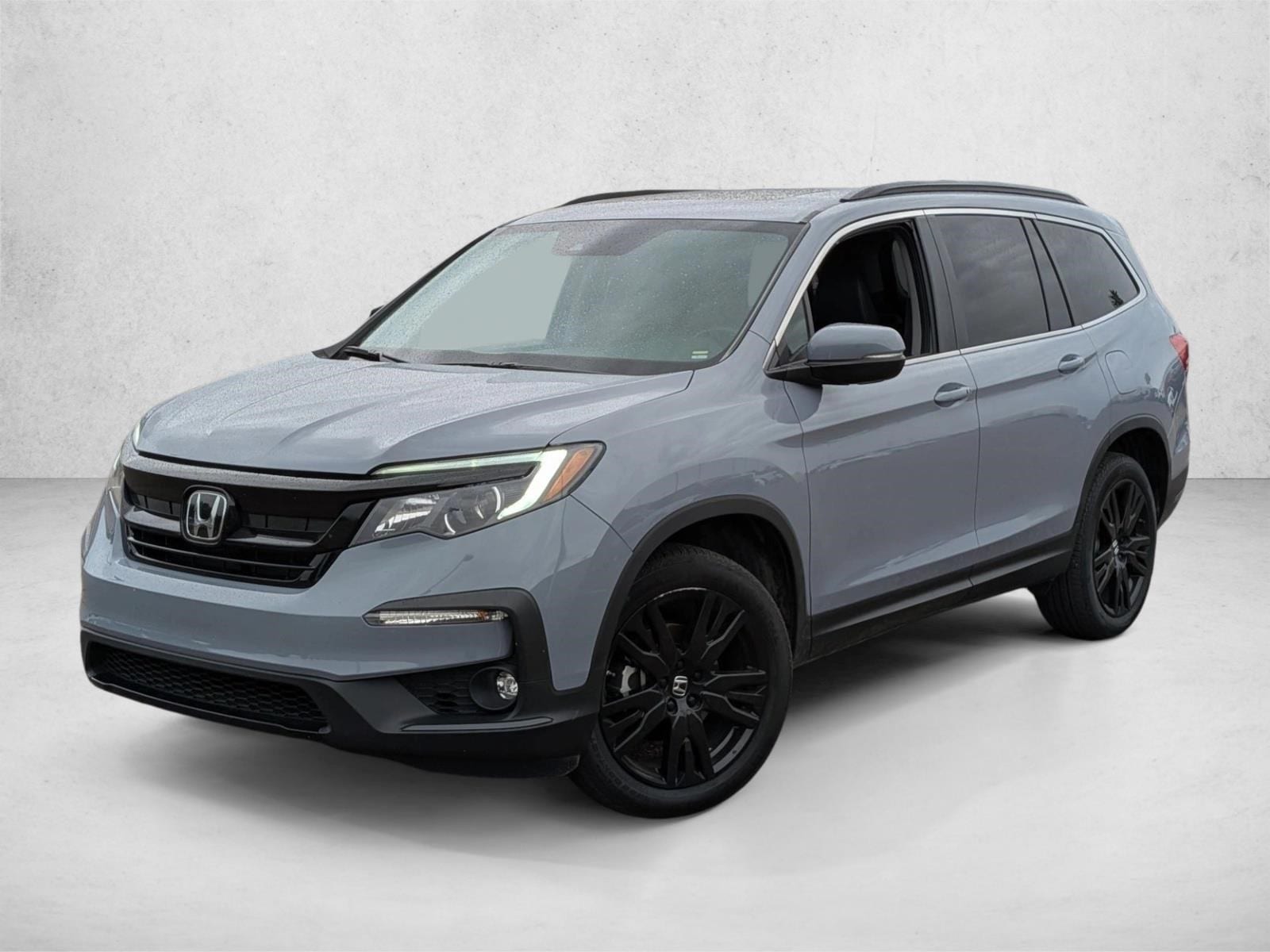 2022 Honda Pilot SE's photo
