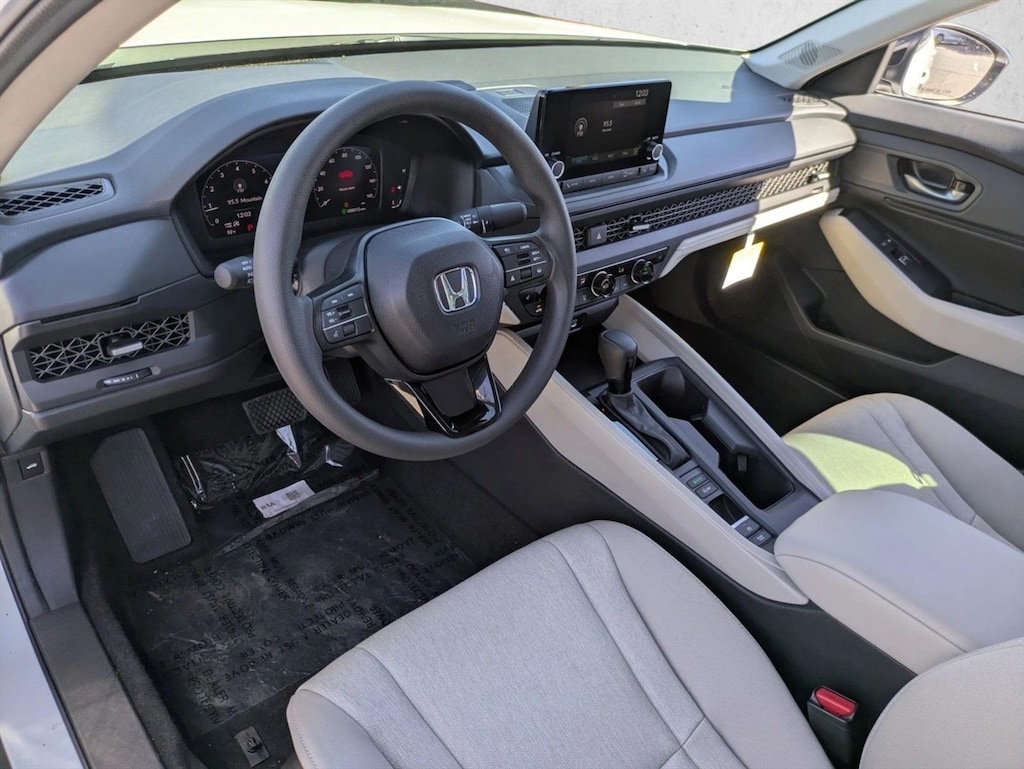 New 2025 Honda Accord SE Sedan