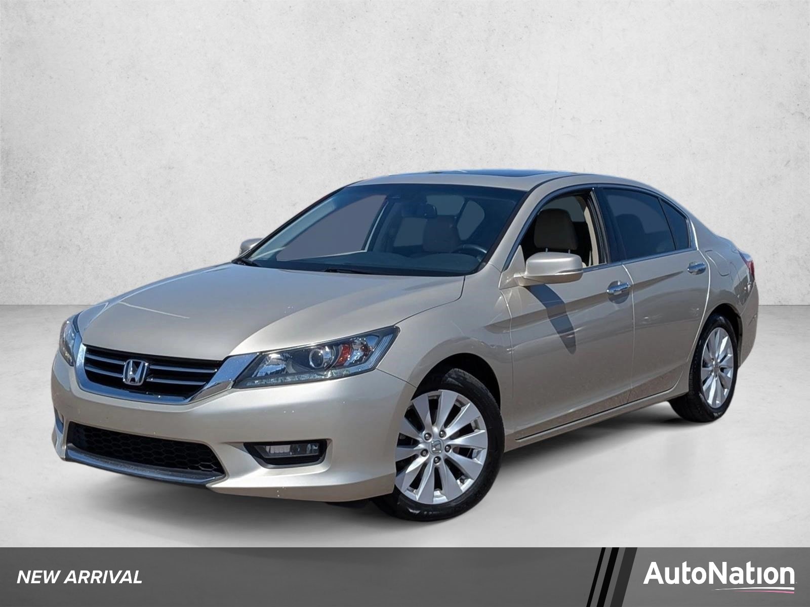 2015 Honda Accord EX-L V-6 Auto w/Navigation's photo