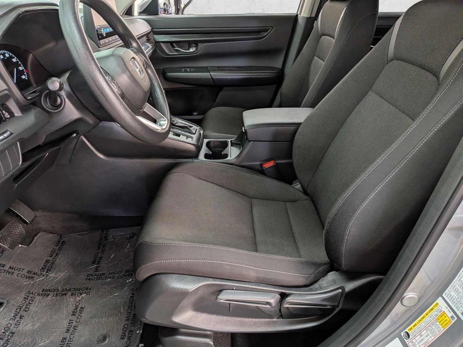 2025 Honda CR-V LX - Photo 21
