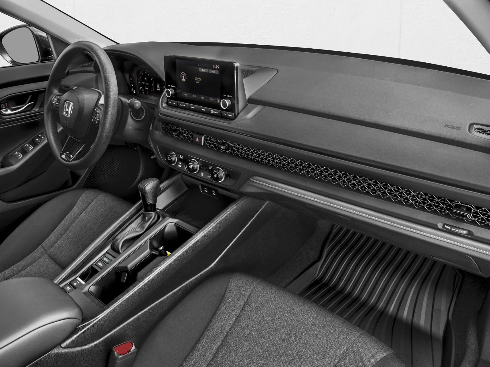 2025 Honda Accord LX photo 5