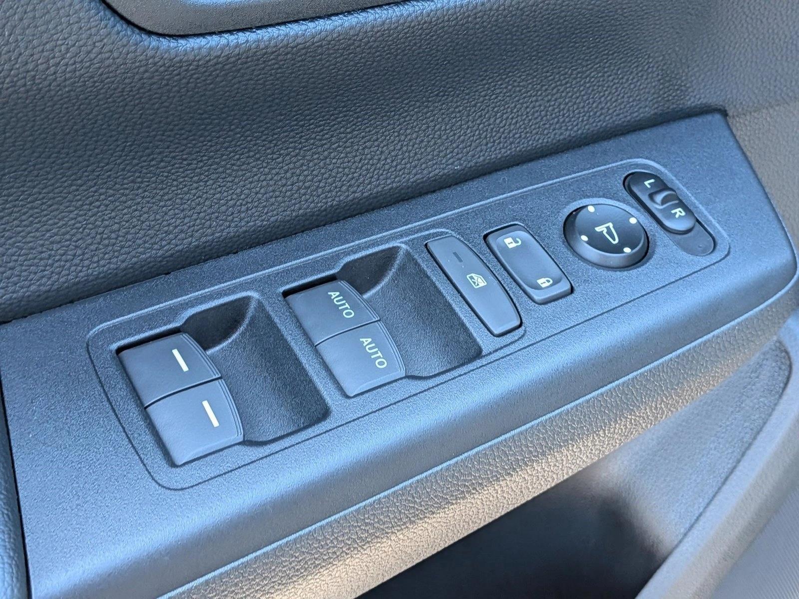 2026 Honda CR-V EX - Photo 11