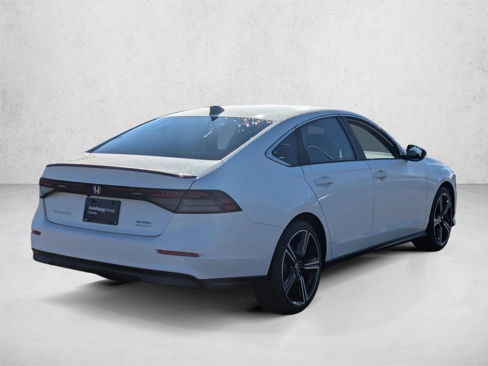 2025 Honda Accord Hybrid Sport photo 2