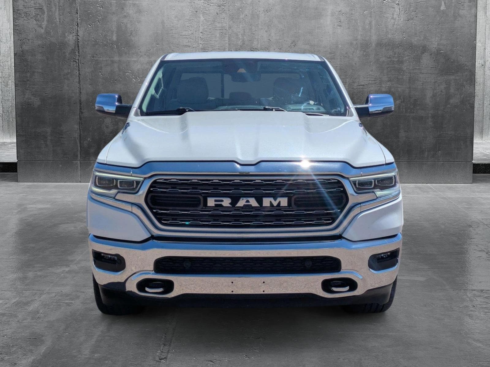 Used 2024 RAM Ram 1500 Pickup Limited with VIN 1C6SRFHT9RN226805 for sale in Chandler, AZ