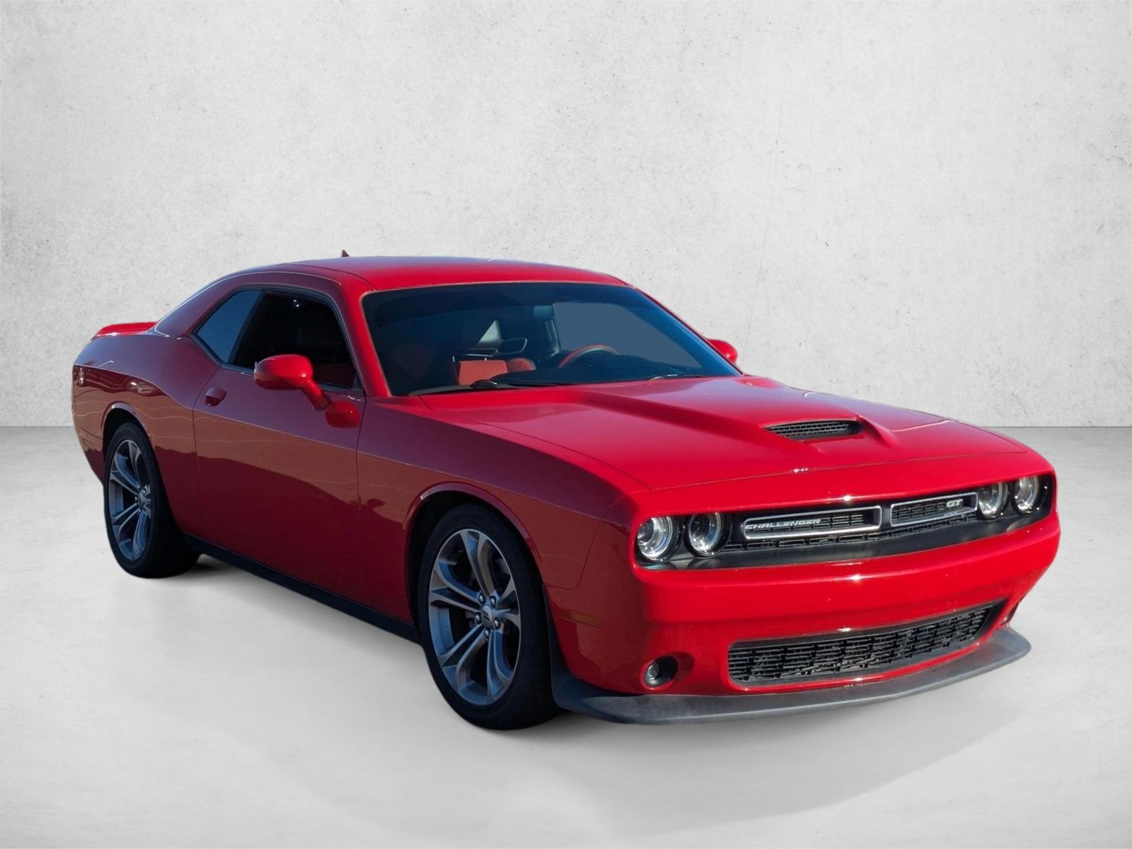 2021 Dodge Challenger GT photo 3