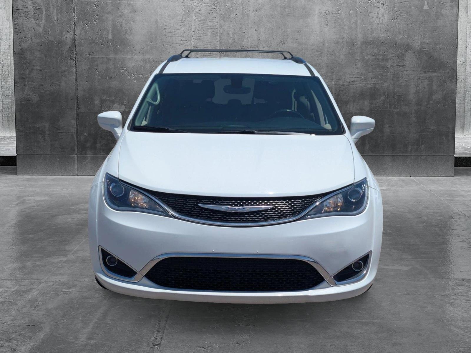 Used 2019 Chrysler Pacifica Touring L with VIN 2C4RC1BG5KR548289 for sale in Chandler, AZ