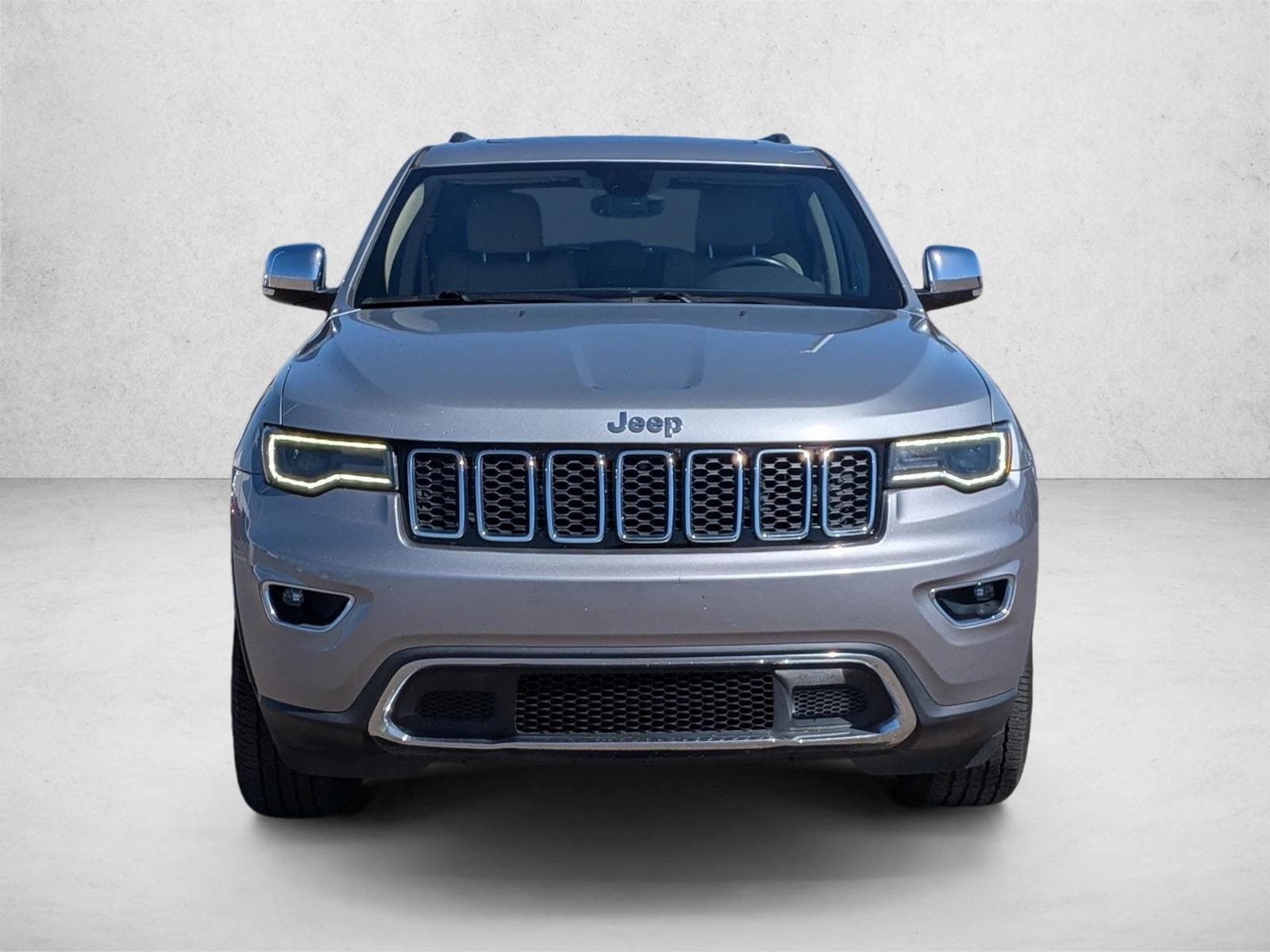 Used 2017 Jeep Grand Cherokee Limited with VIN 1C4RJFBG8HC849787 for sale in Chandler, AZ