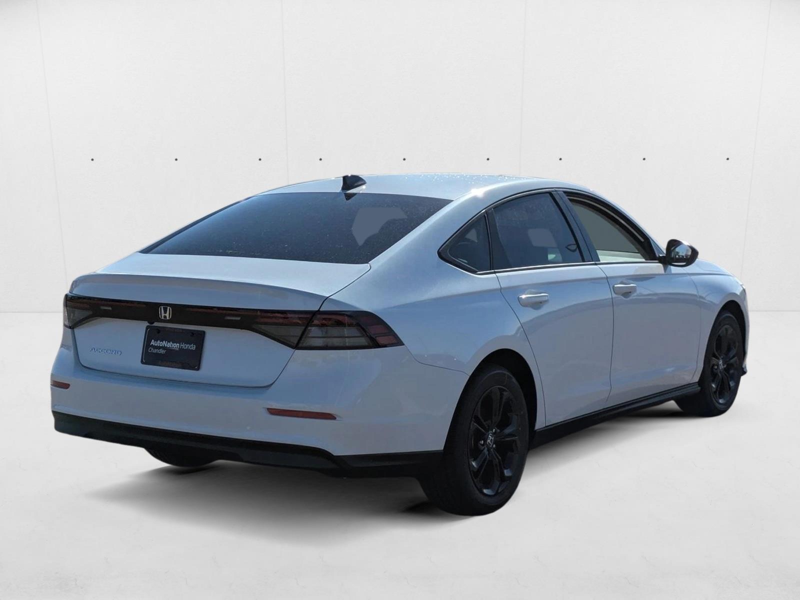 2025 Honda Accord SE photo 2