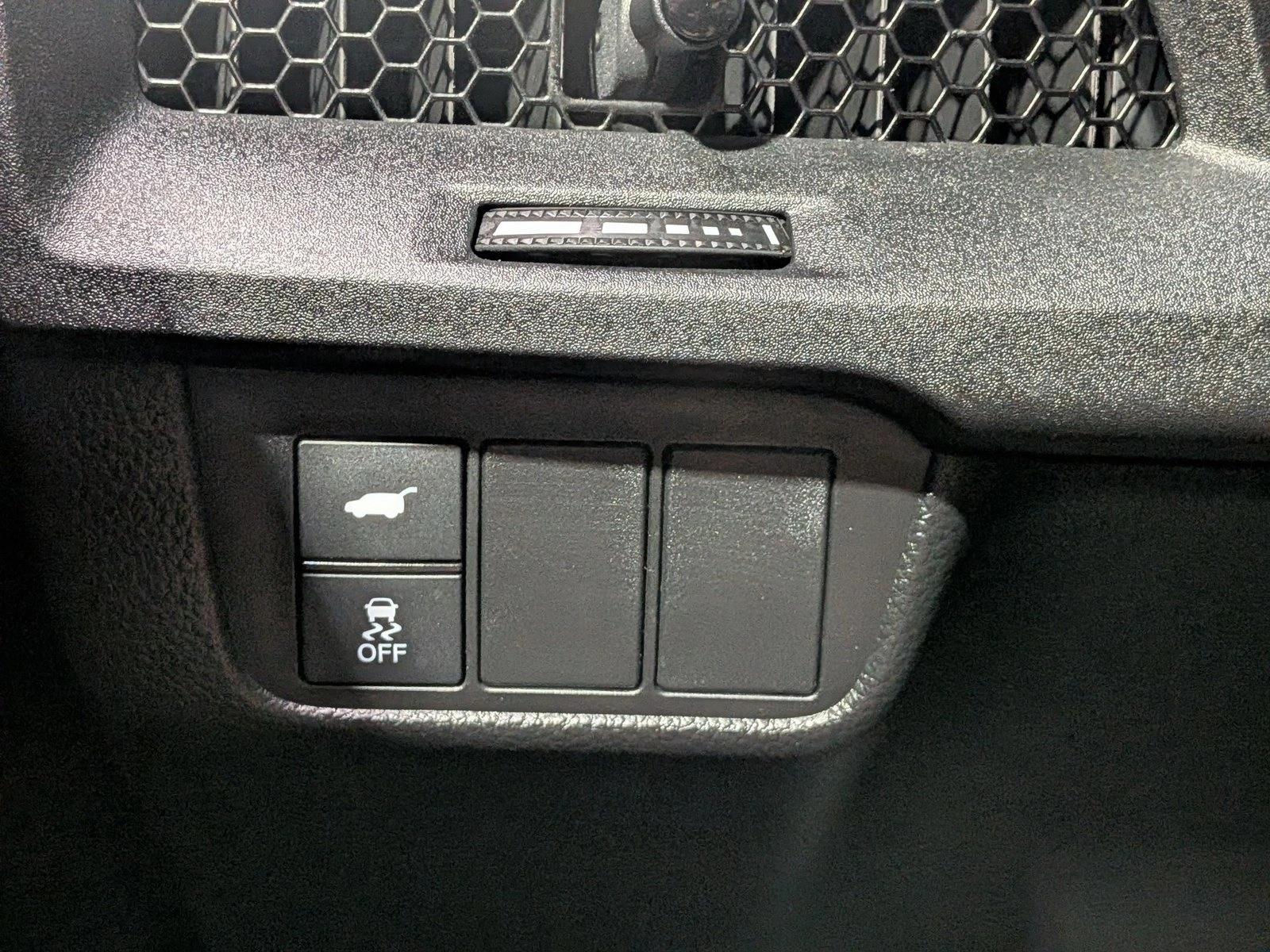2025 Honda CR-V Sport-L - Photo 17