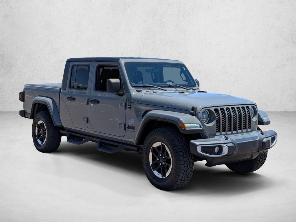 Used 2023 Jeep Gladiator Sport Truck Crew Cab