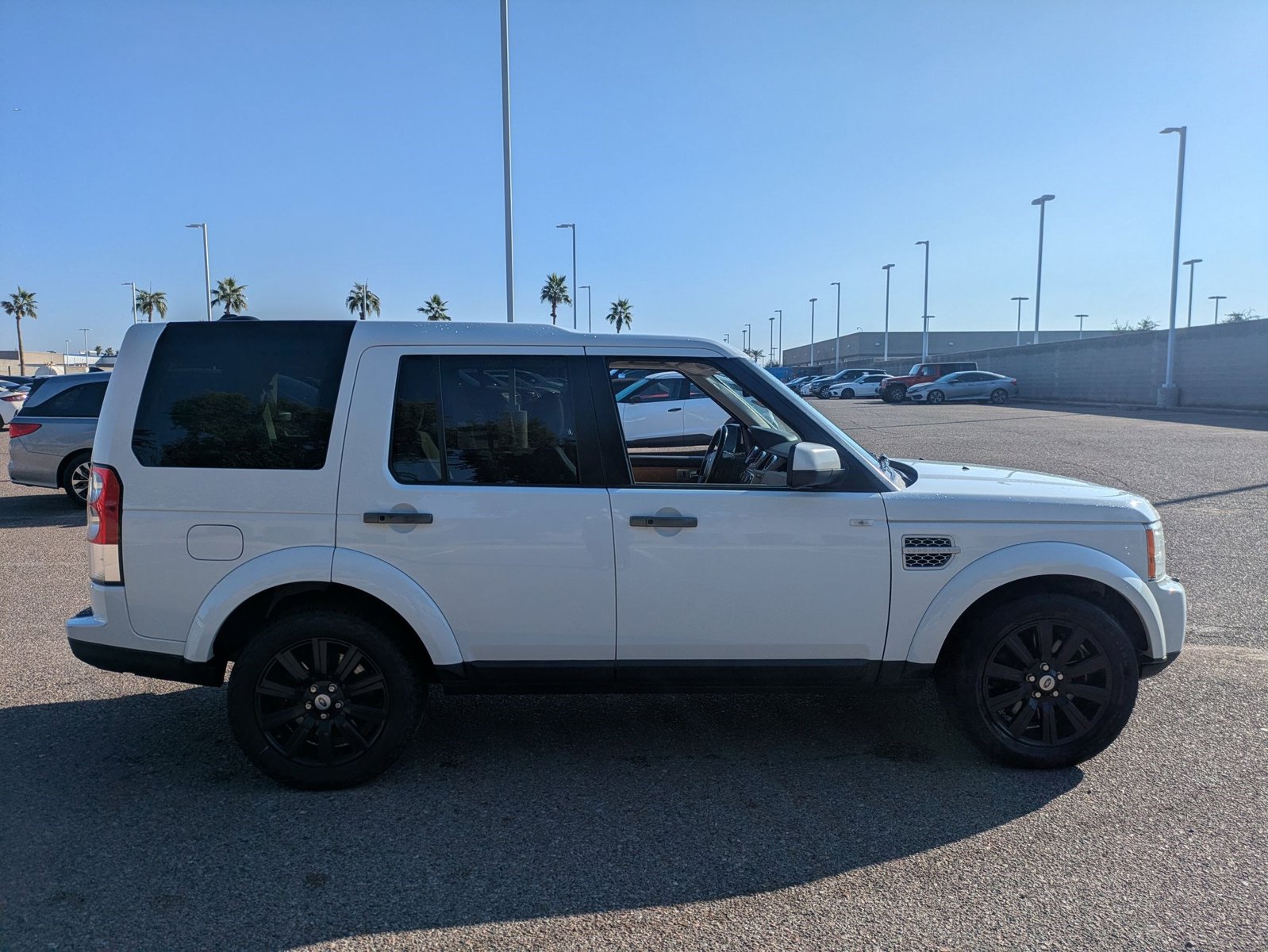 2013 Land Rover LR4 HSE photo 4