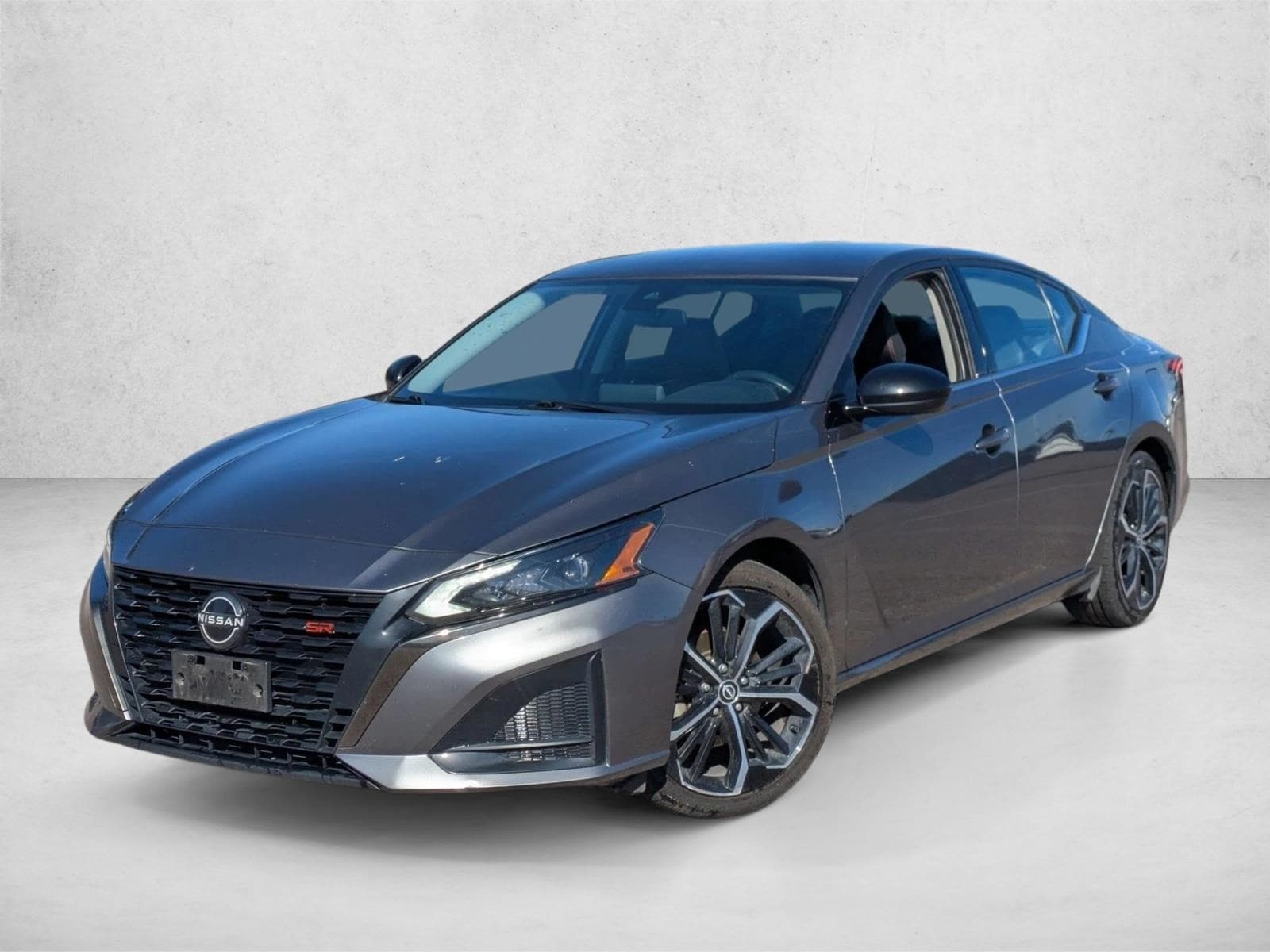 2023 Nissan Altima SR