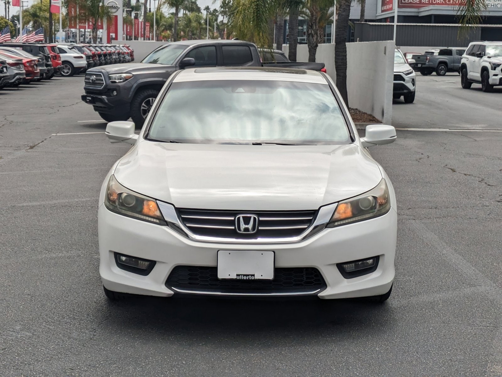 Used 2014 Honda Accord EX-L with VIN 1HGCR2F87EA024083 for sale in Chandler, AZ