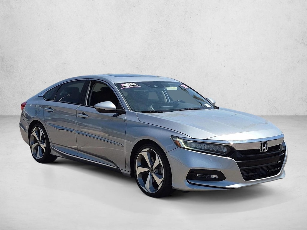 Used 2018 Honda Accord Touring 2.0T Sedan