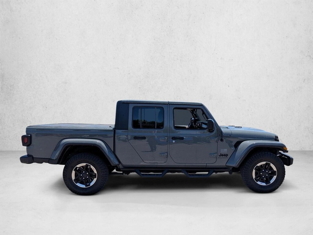 Used 2023 Jeep Gladiator Sport Truck Crew Cab