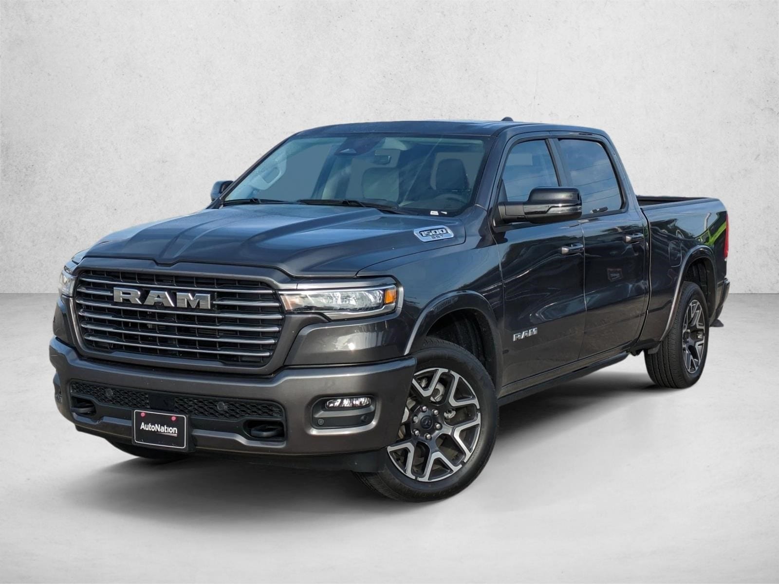 2025 RAM Ram 1500 Pickup Laramie's photo