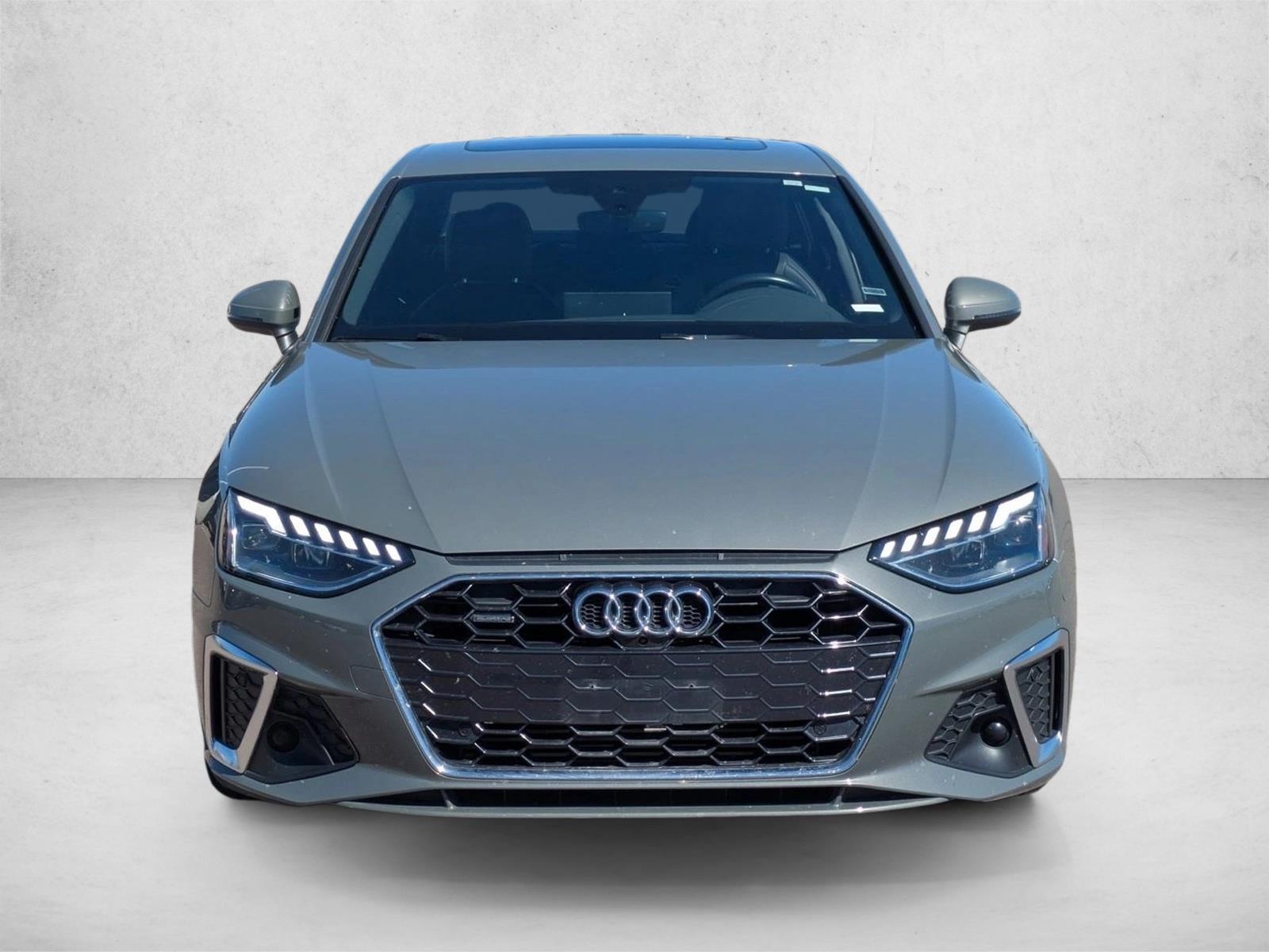 2023 Audi A4 S line Quattro Premium Plus photo 2
