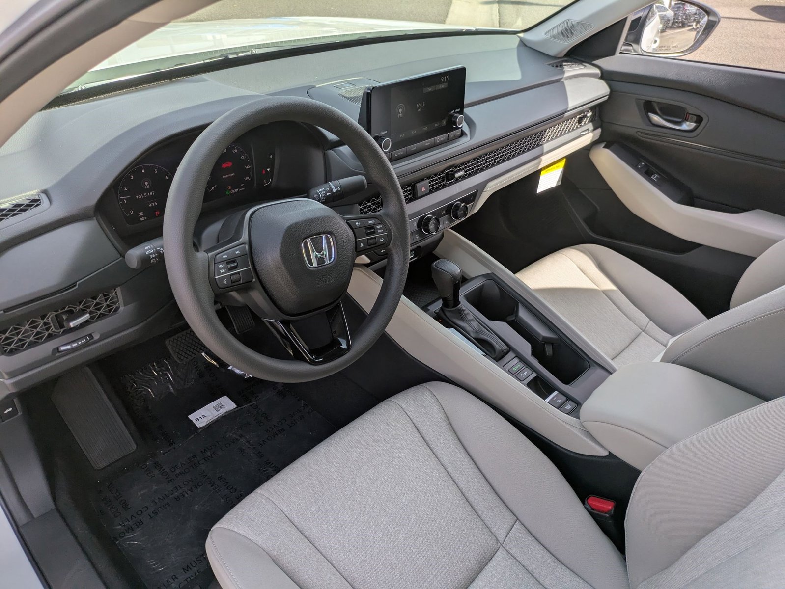2025 Honda Accord SE photo 3