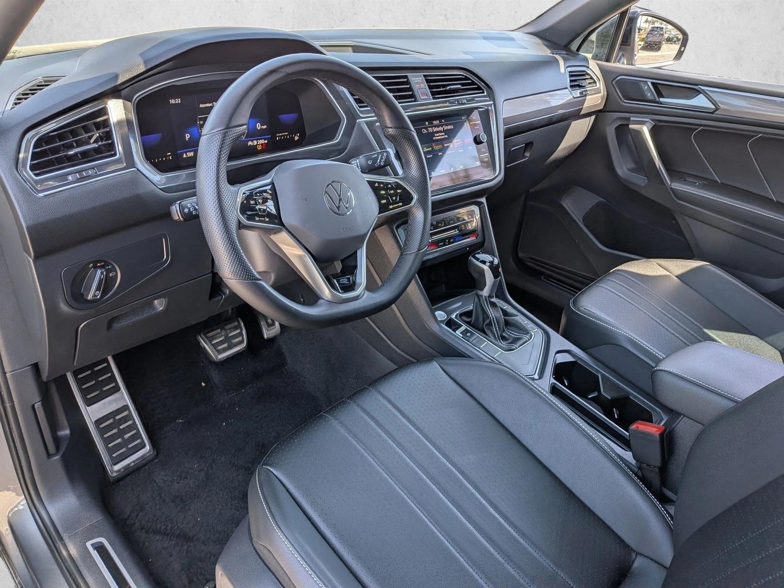 2023 Volkswagen Tiguan SE R-LINE BLACK - Photo 11