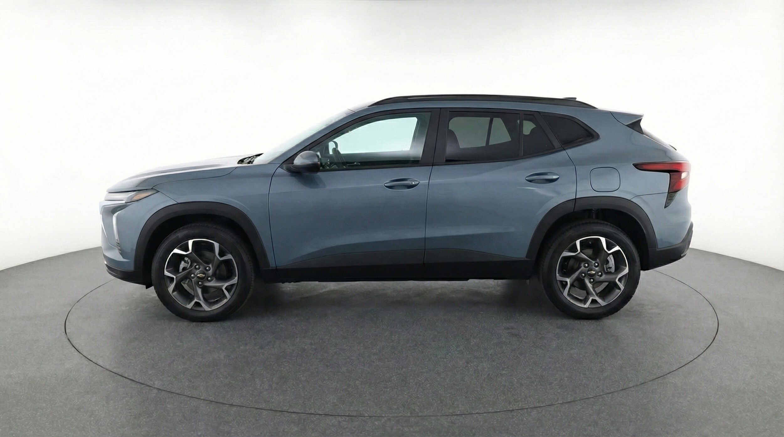 Thumbnail: 2025 Chevrolet Trax - 4