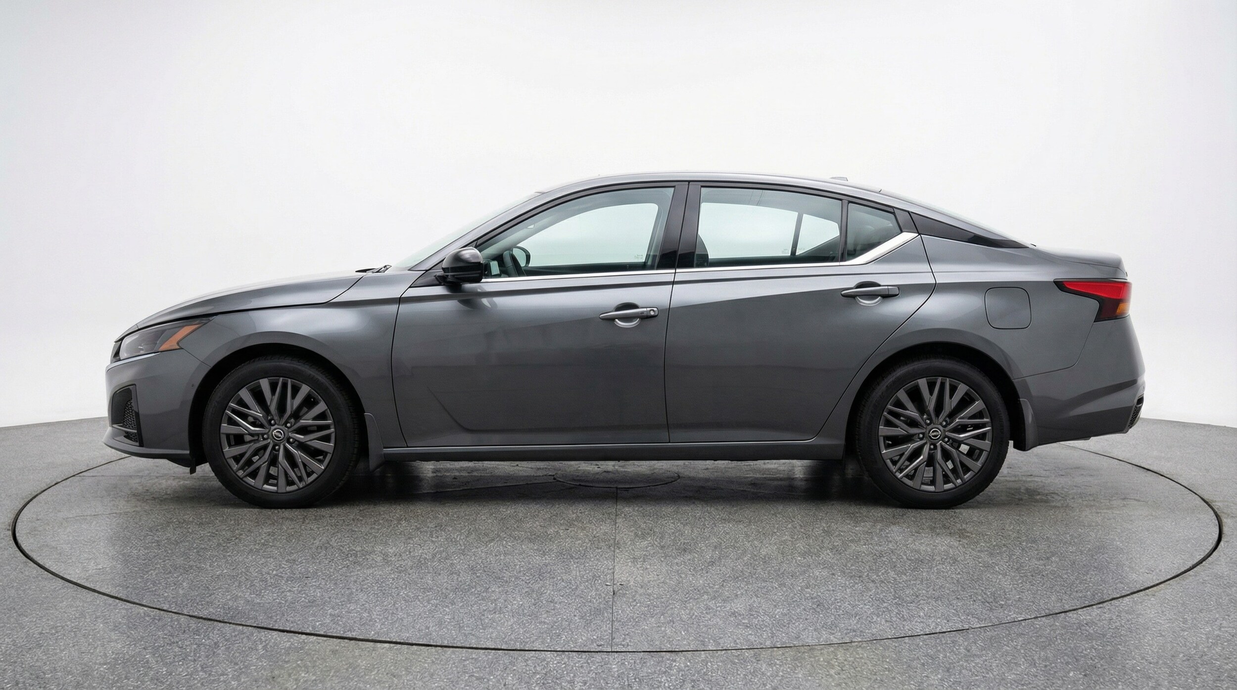 Thumbnail: 2025 Nissan Altima - 4