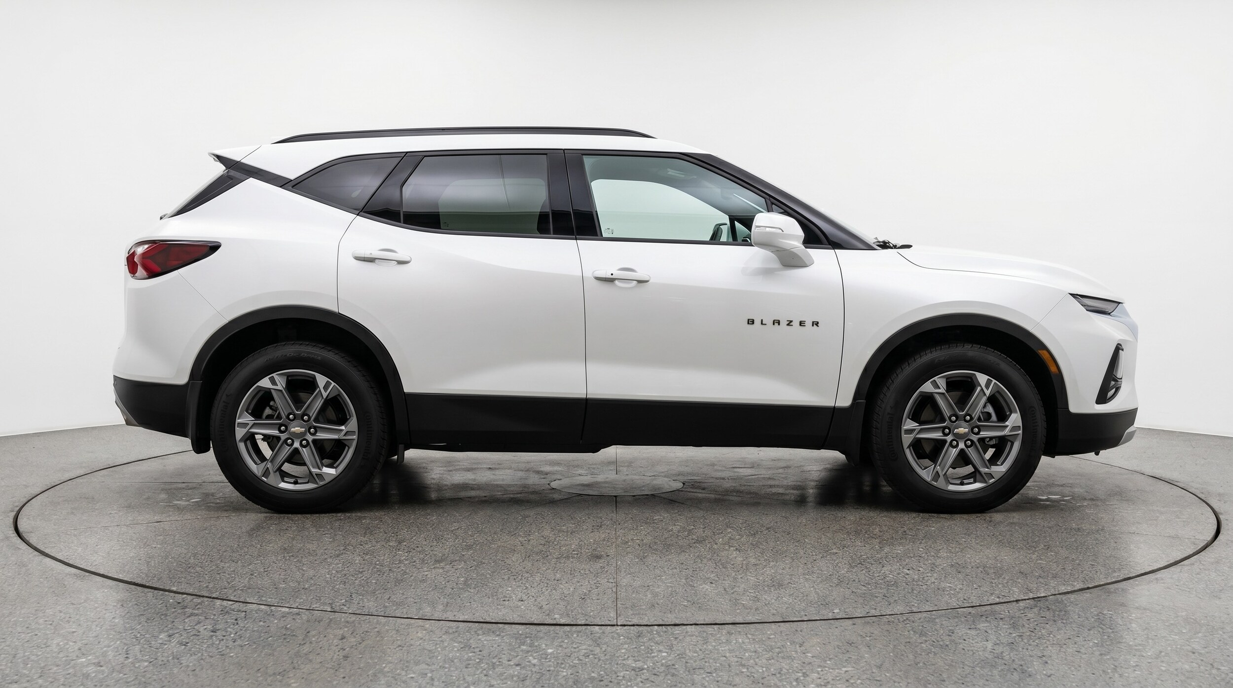 Thumbnail: 2025 Chevrolet Blazer - 8