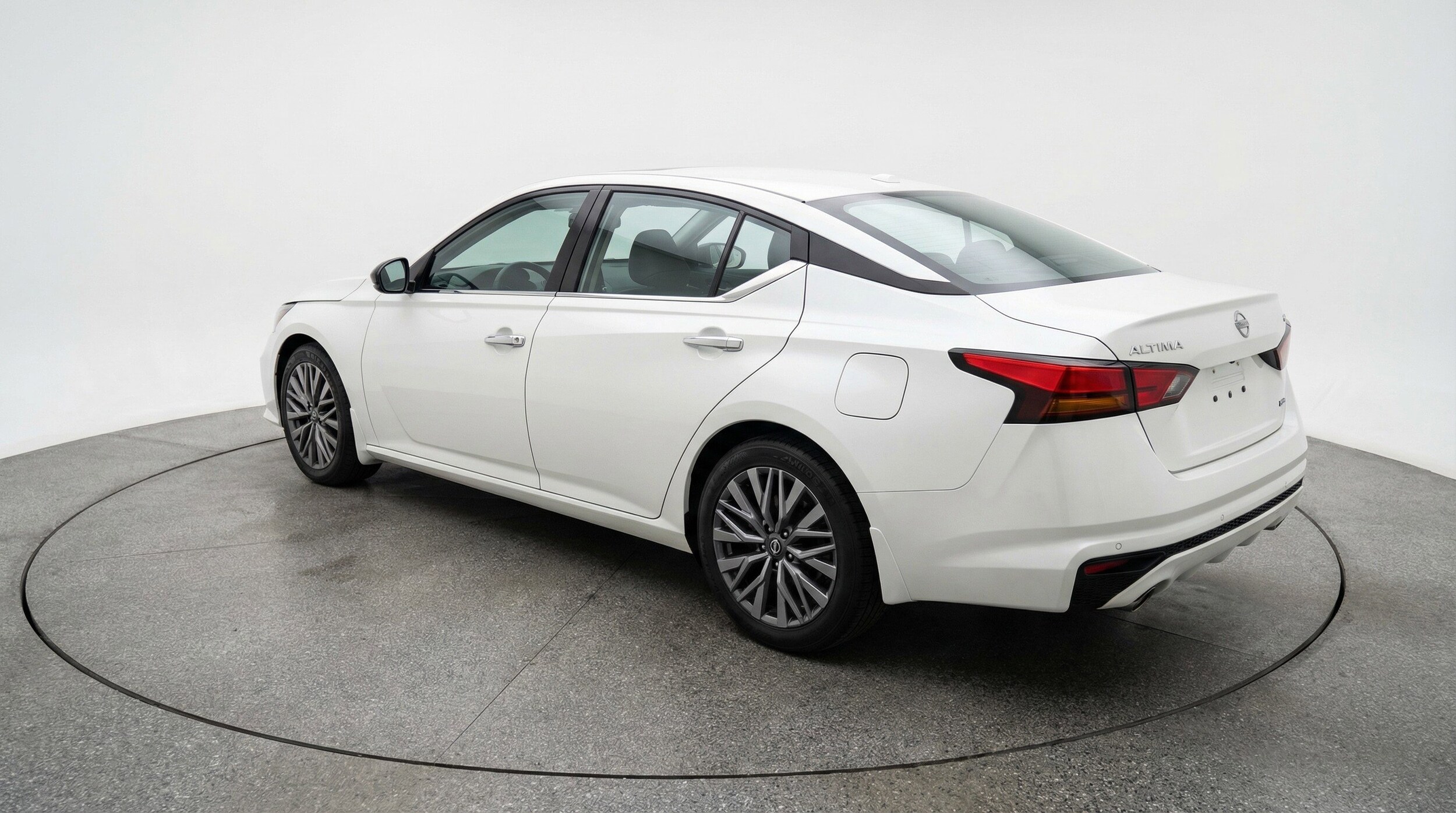 Thumbnail: 2025 Nissan Altima - 6