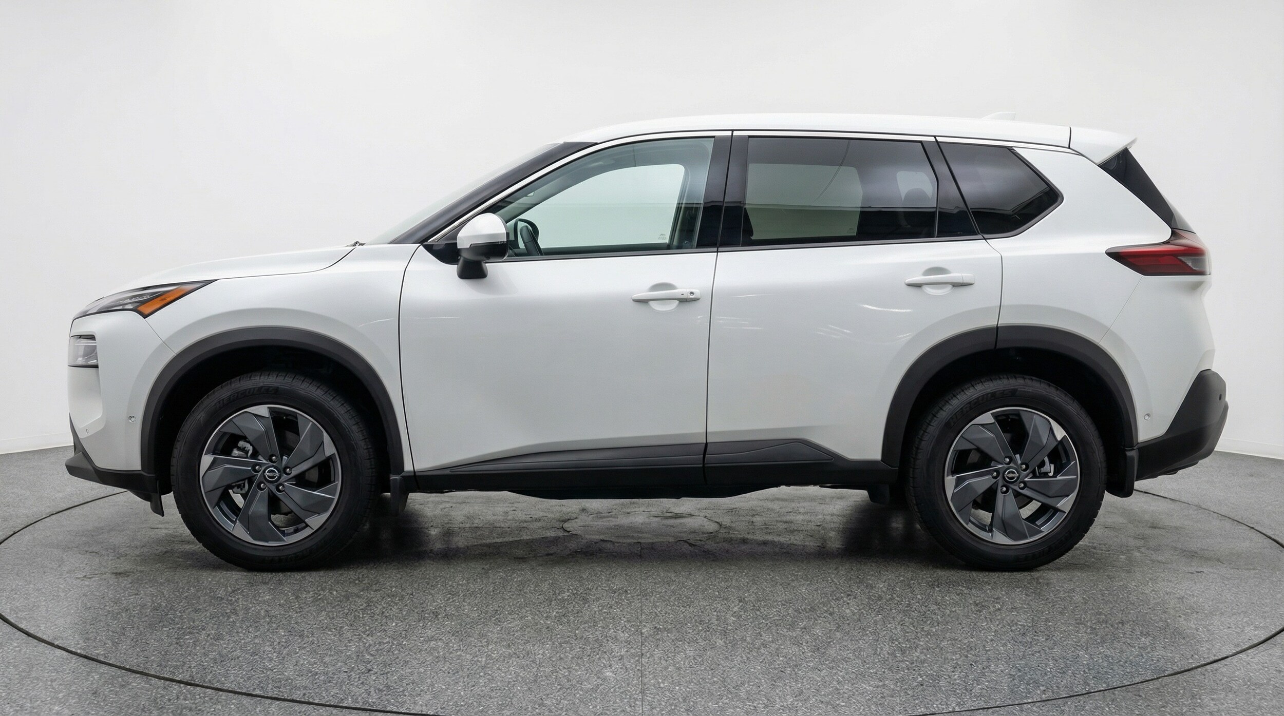 Thumbnail: 2025 Nissan Rogue - 4