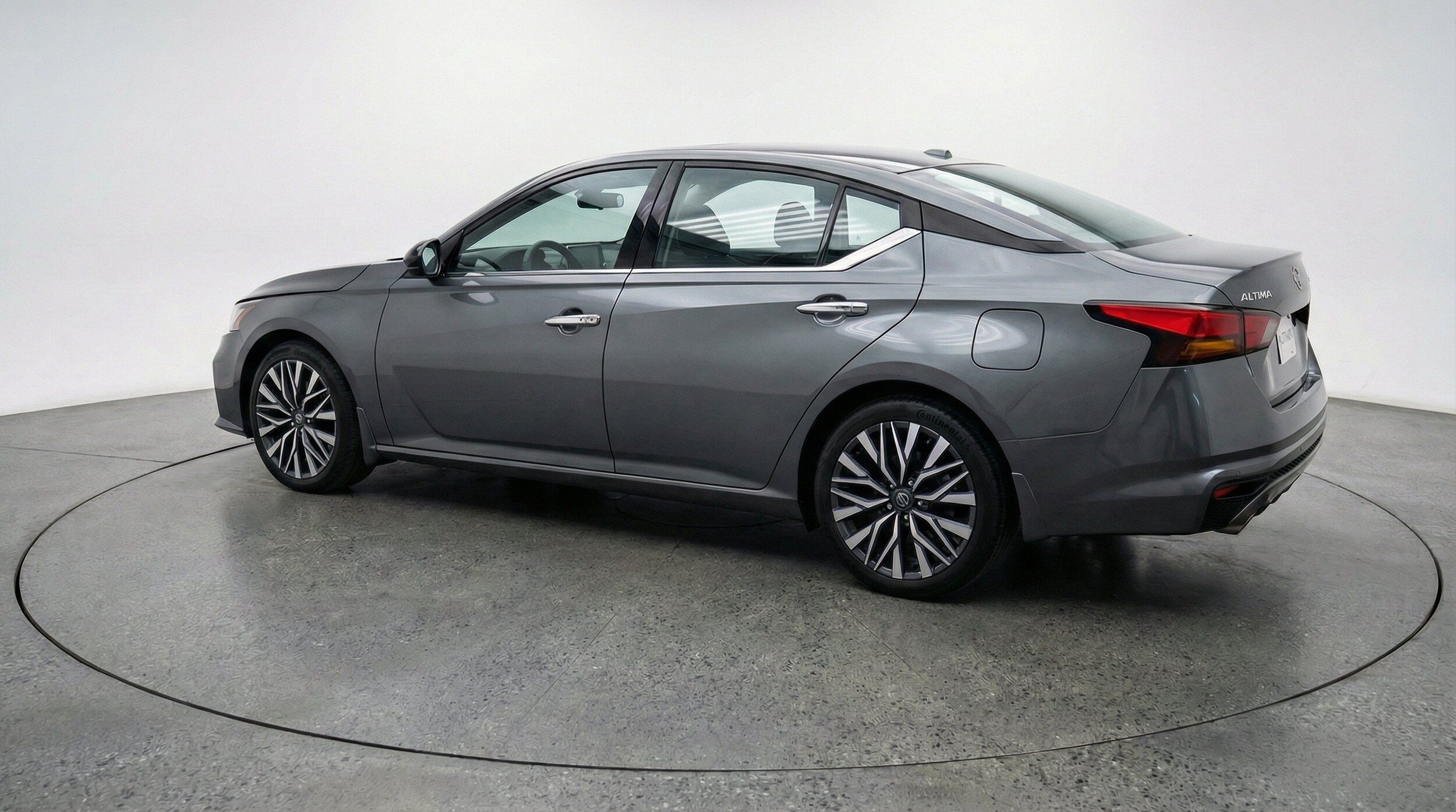 Thumbnail: 2025 Nissan Altima - 6