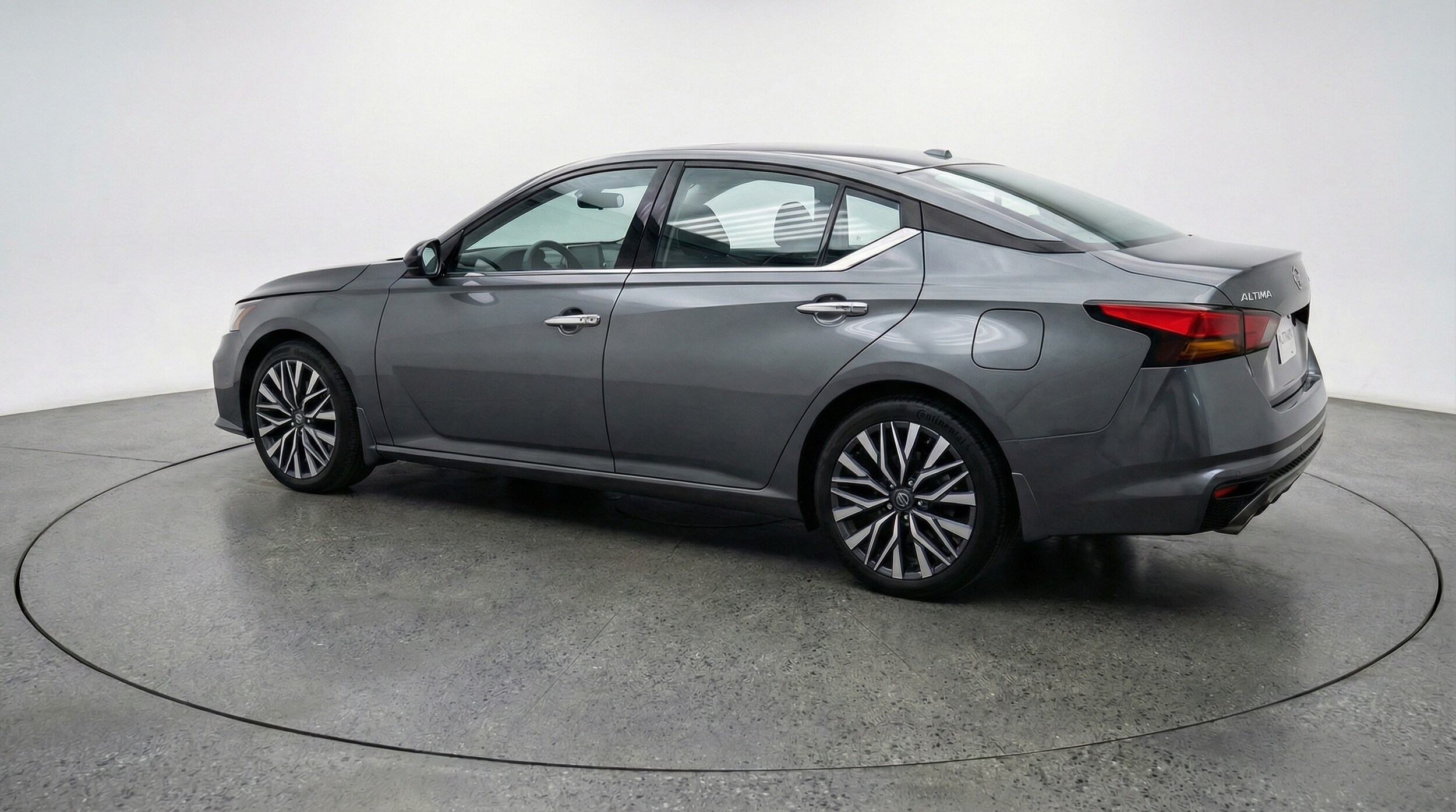 Thumbnail: 2025 Nissan Altima - 5