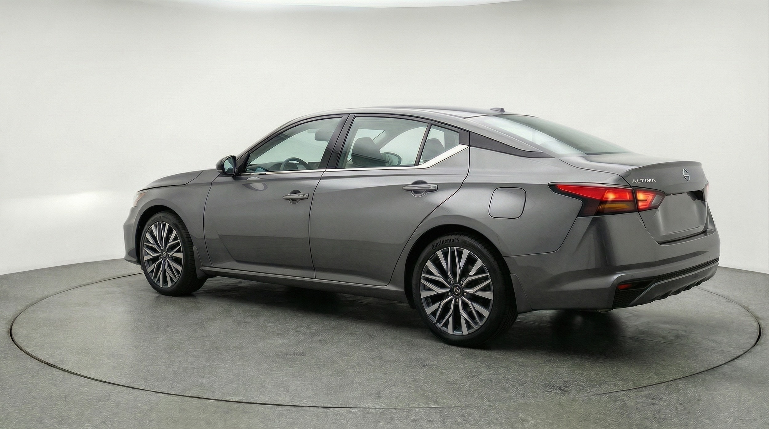 Thumbnail: 2025 Nissan Altima - 5