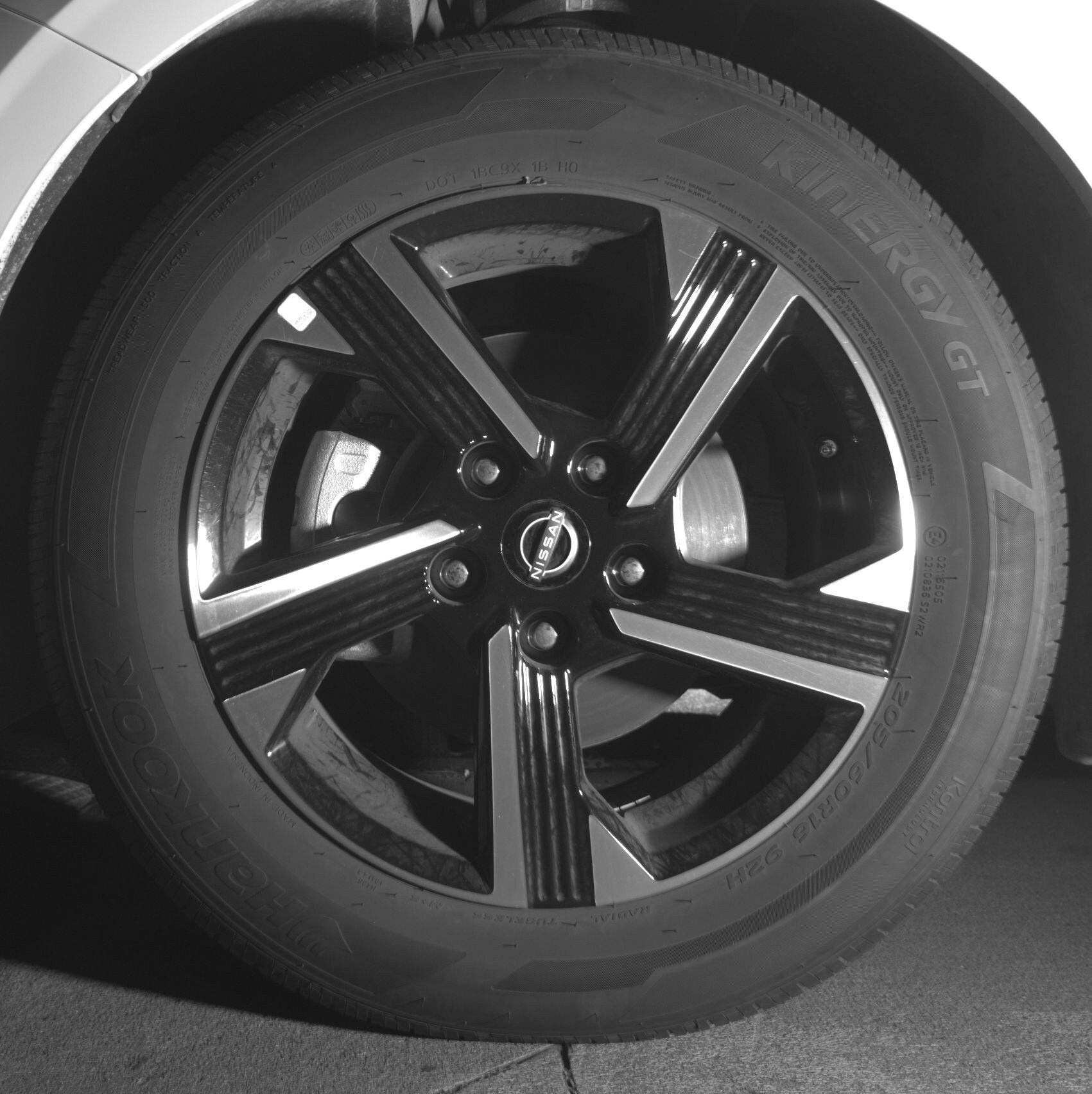 Thumbnail: 2025 Nissan Sentra - 9