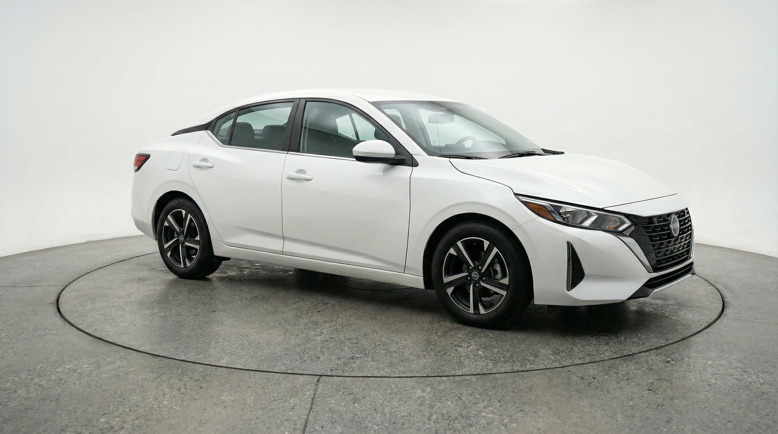 Thumbnail: 2025 Nissan Sentra - 1